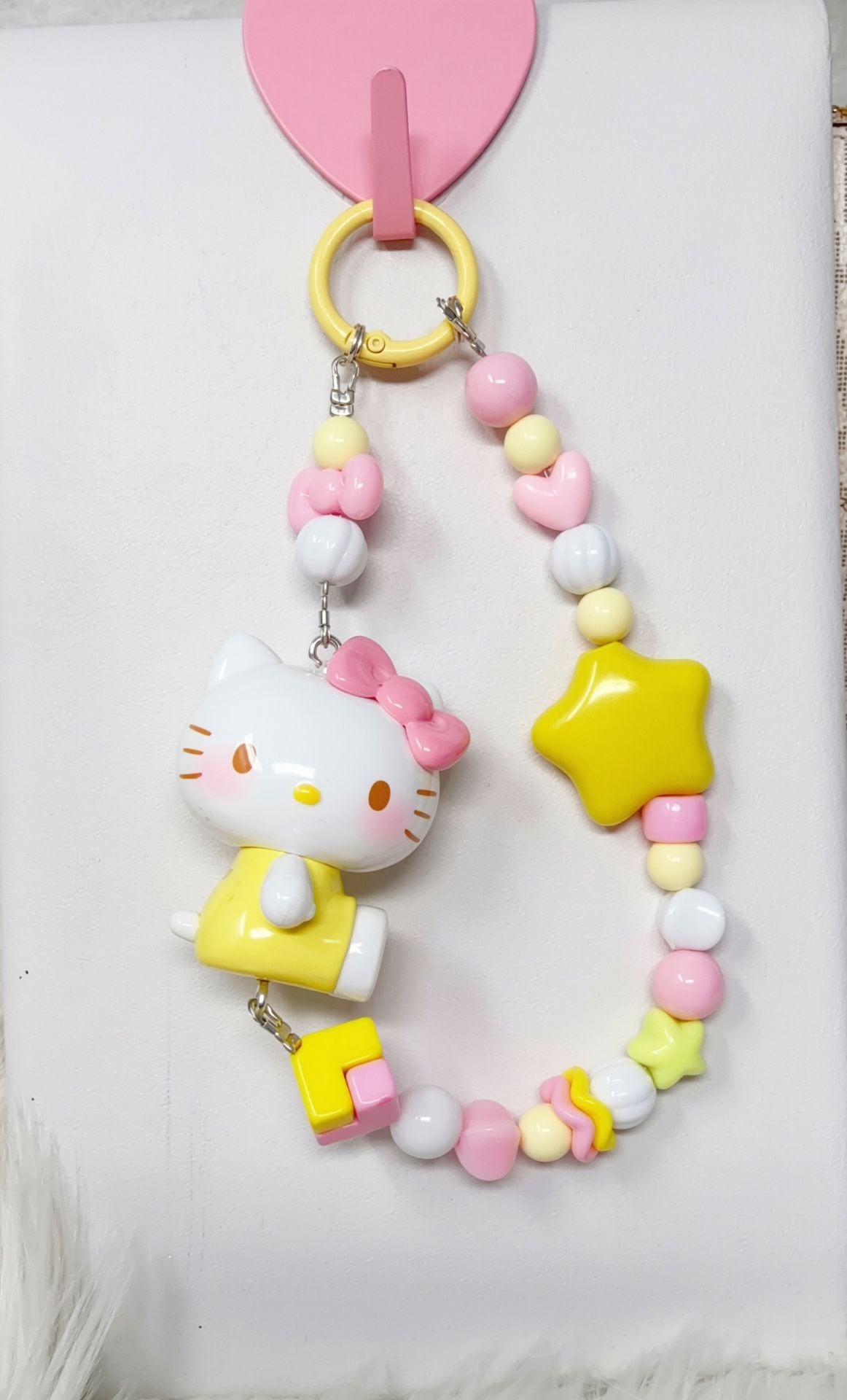 6 pieces handmade beaded Hello Kitty charm 6
