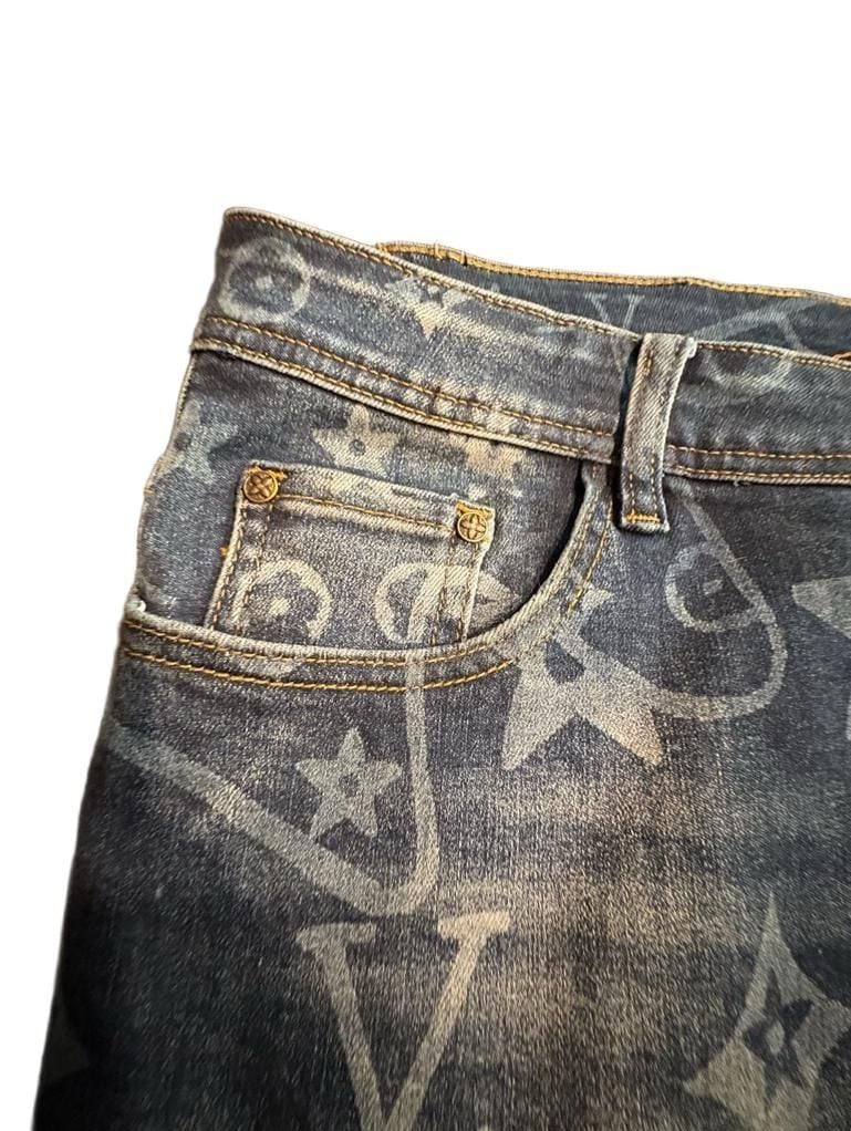 Monogram Jeans Size 40 Straight leg 8
