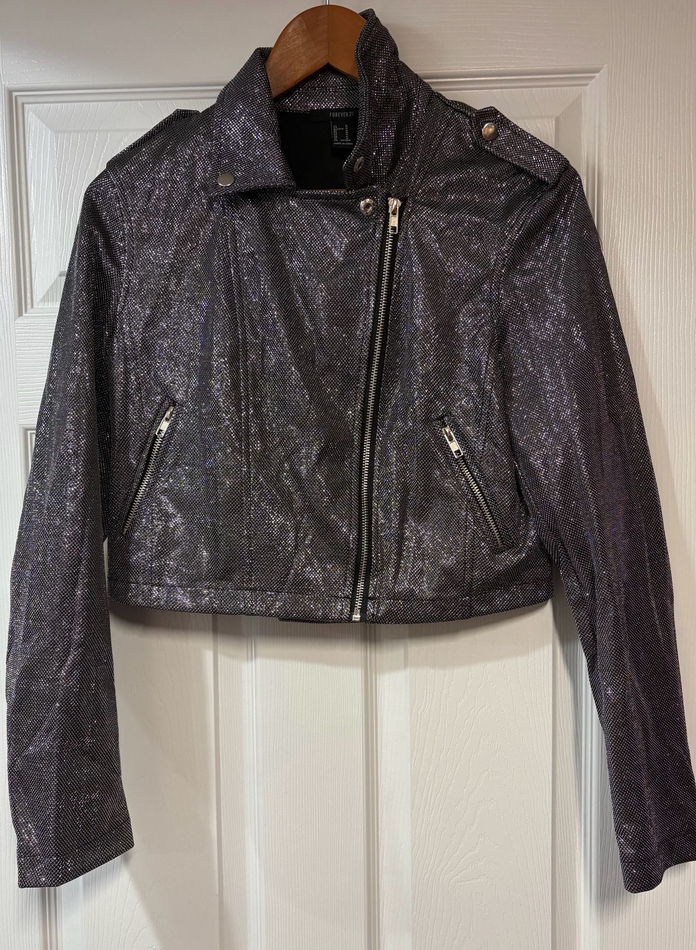 Forever 21 Metallic Moto Jacket Size M Black Silver Cropped Biker 2