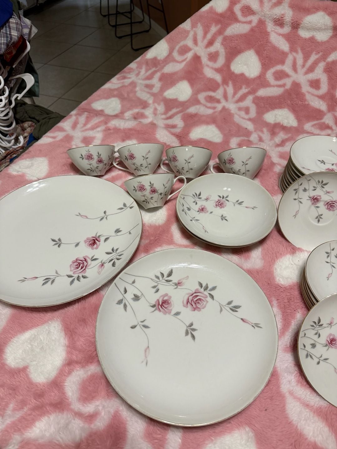 Vintage Crest Wood China Rose 927 Japan 29 Piece Dinnerware Set Floral Gold Trim 2