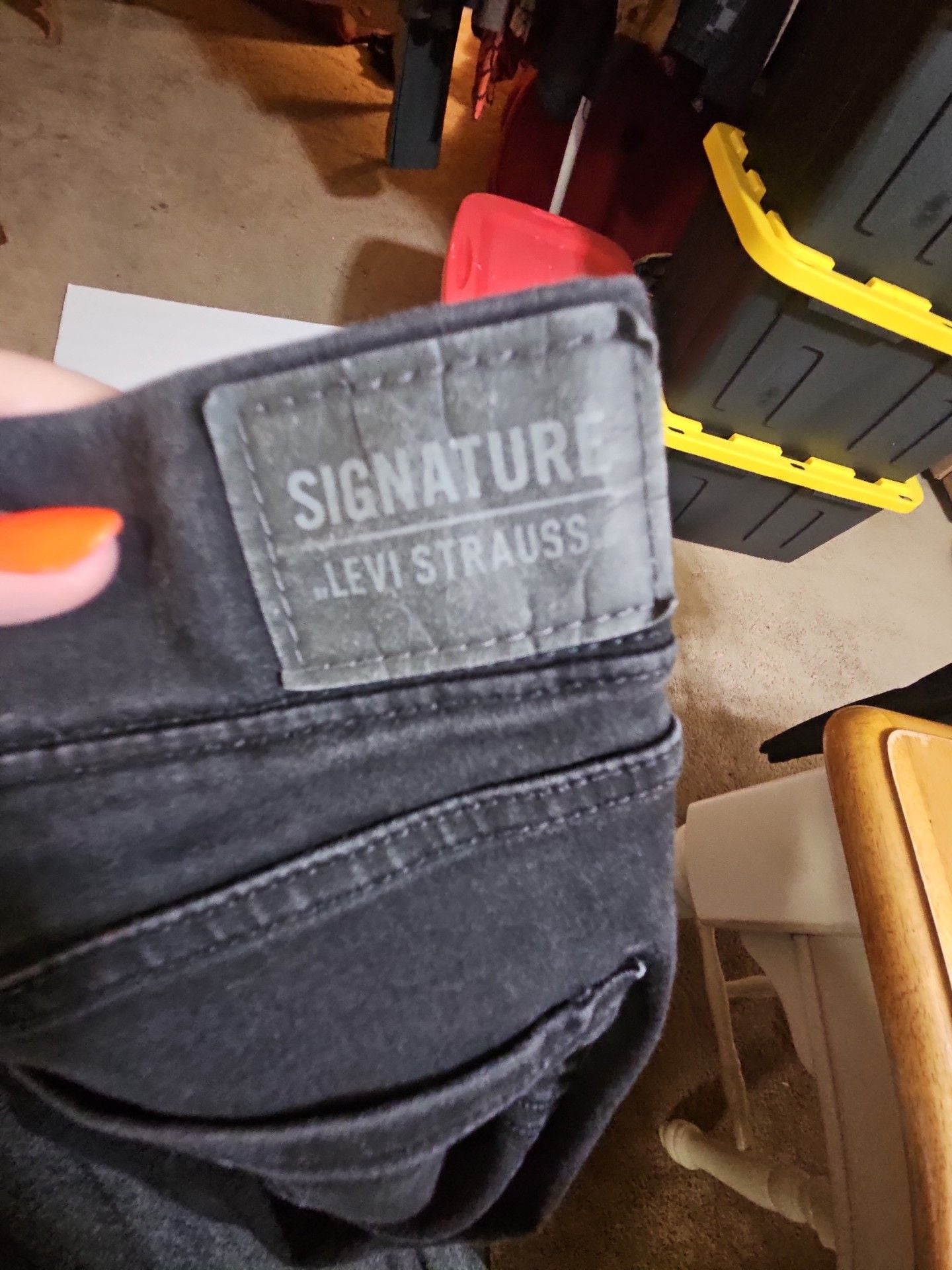 Signature by Levi Strauss Pull-On Super Skinny Jeans Size 10 W30 Black 4