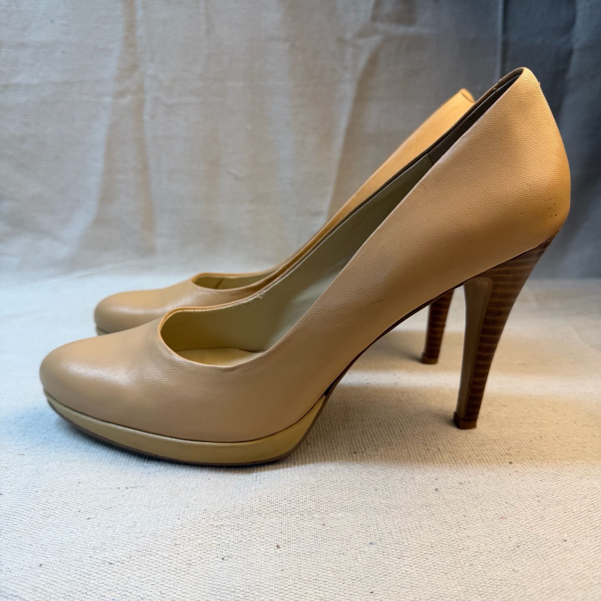 Nine West Nude Platform Pumps Stilettos Heels 6
