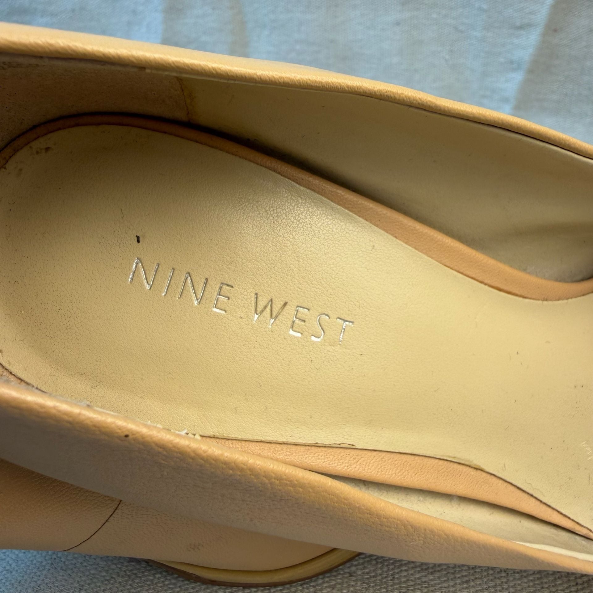 Nine West Nude Platform Pumps Stilettos Heels 10
