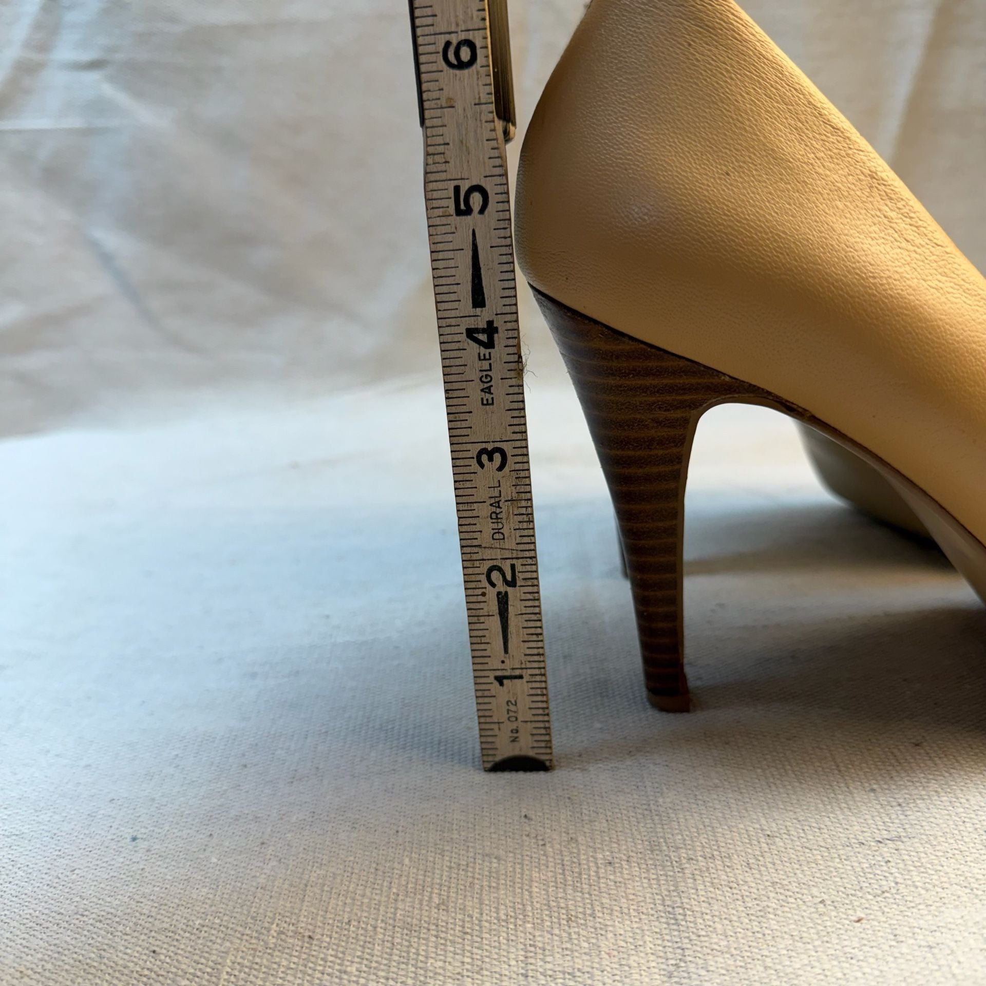 Nine West Nude Platform Pumps Stilettos Heels 11