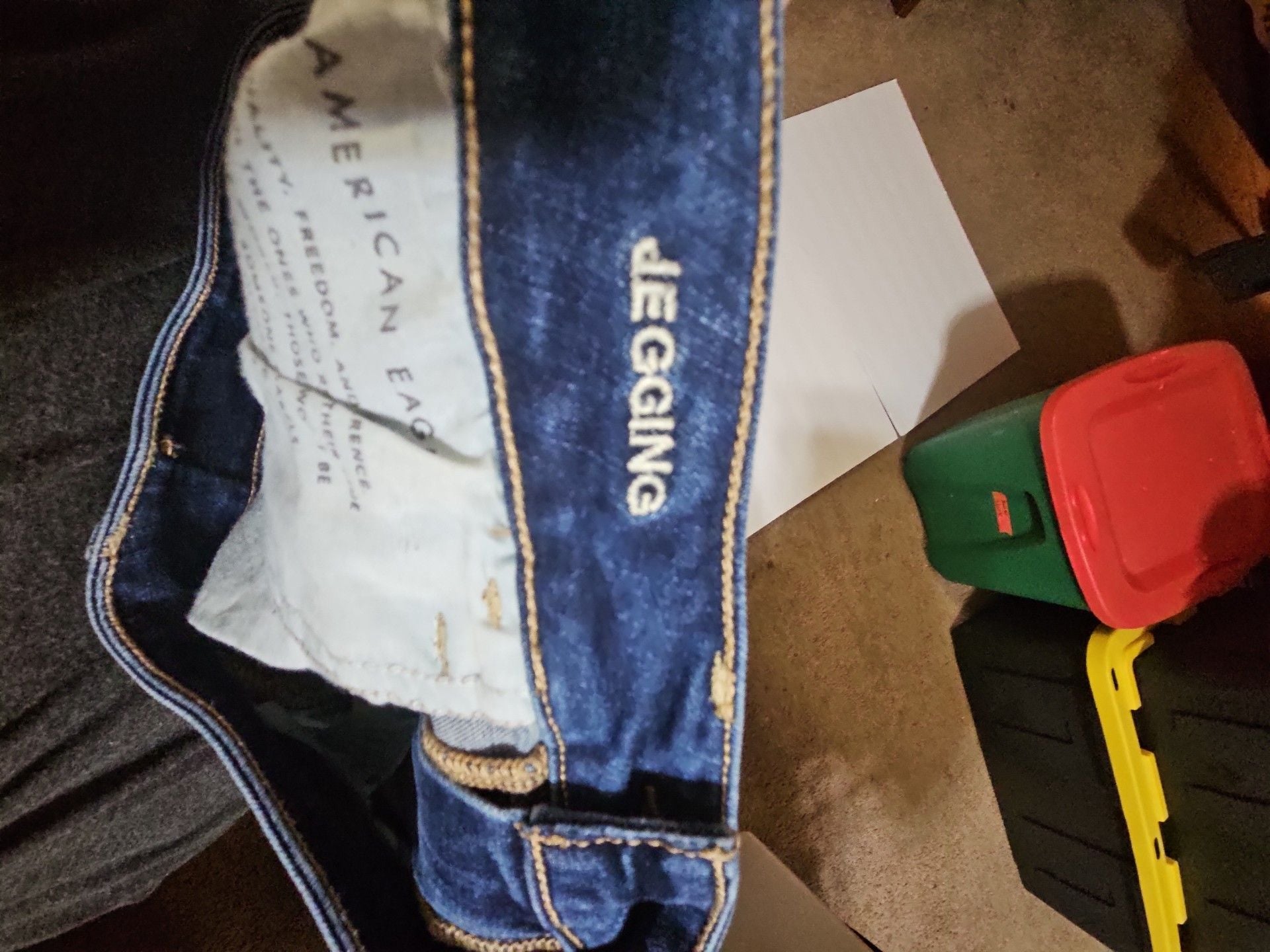 American Eagle Super Stretch Jegging Size 10 Regular Distressed Blue Jeans 6