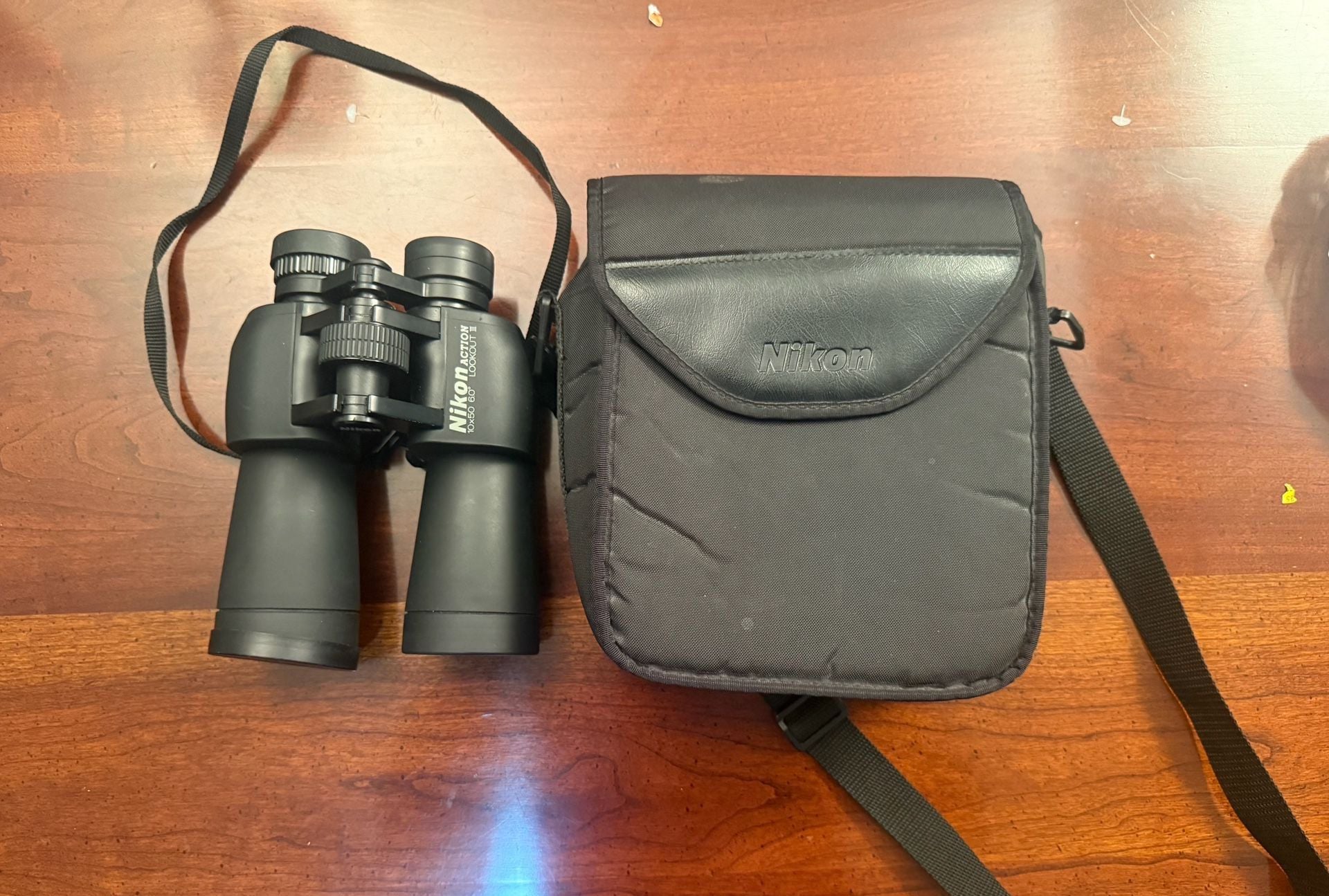 Nikon Action 10x50 6.5 Binoculars with Case 1