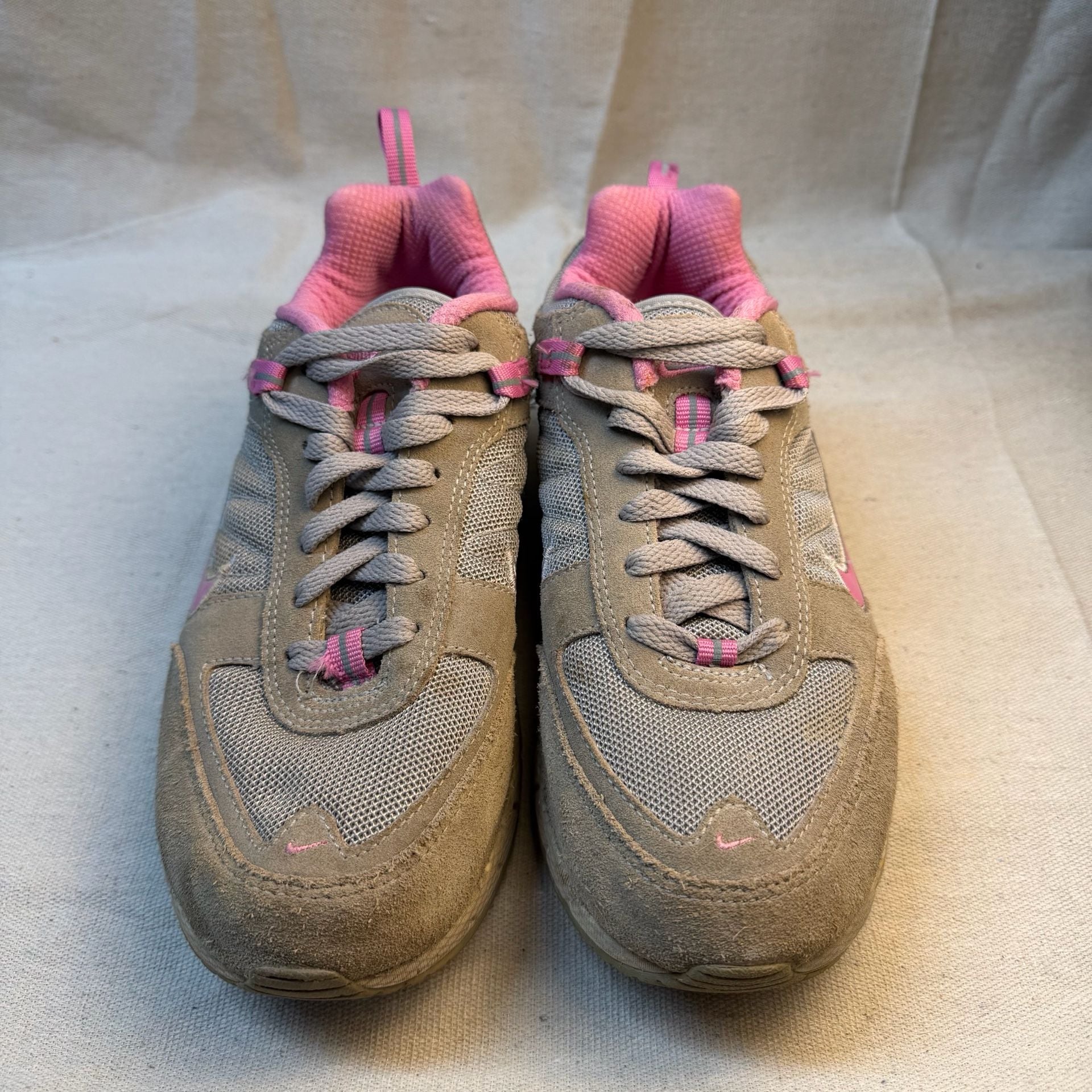 Nike Shox NZ Grey Pink Running Shoes 4