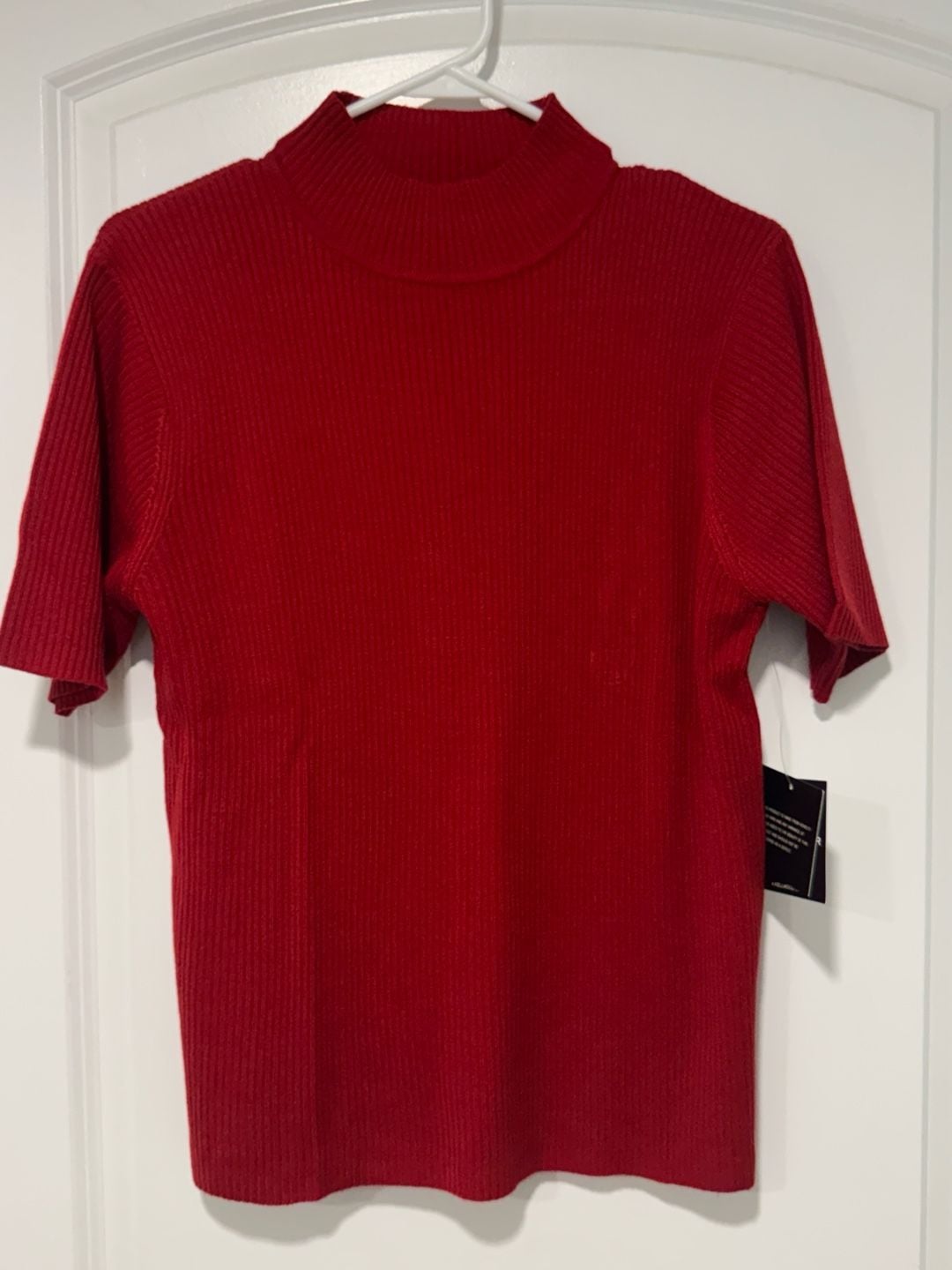 Red Ribbed Mock Neck Short Sleeve Sweater Top Minimalist Preppy Size M 2