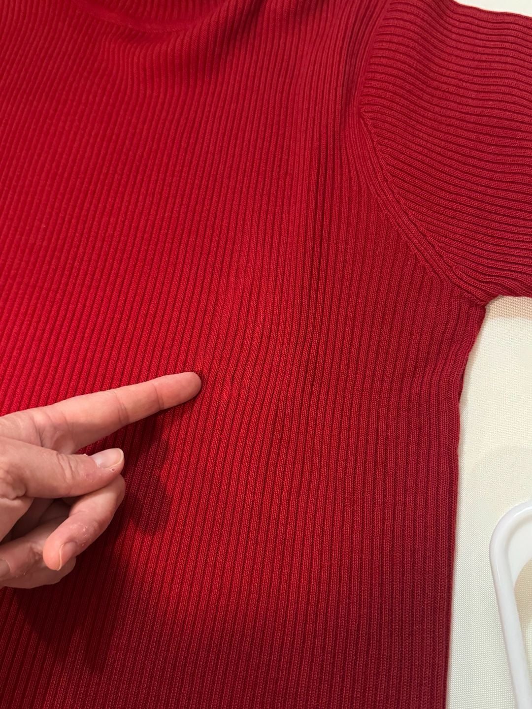Red Ribbed Mock Neck Short Sleeve Sweater Top Minimalist Preppy Size M 9