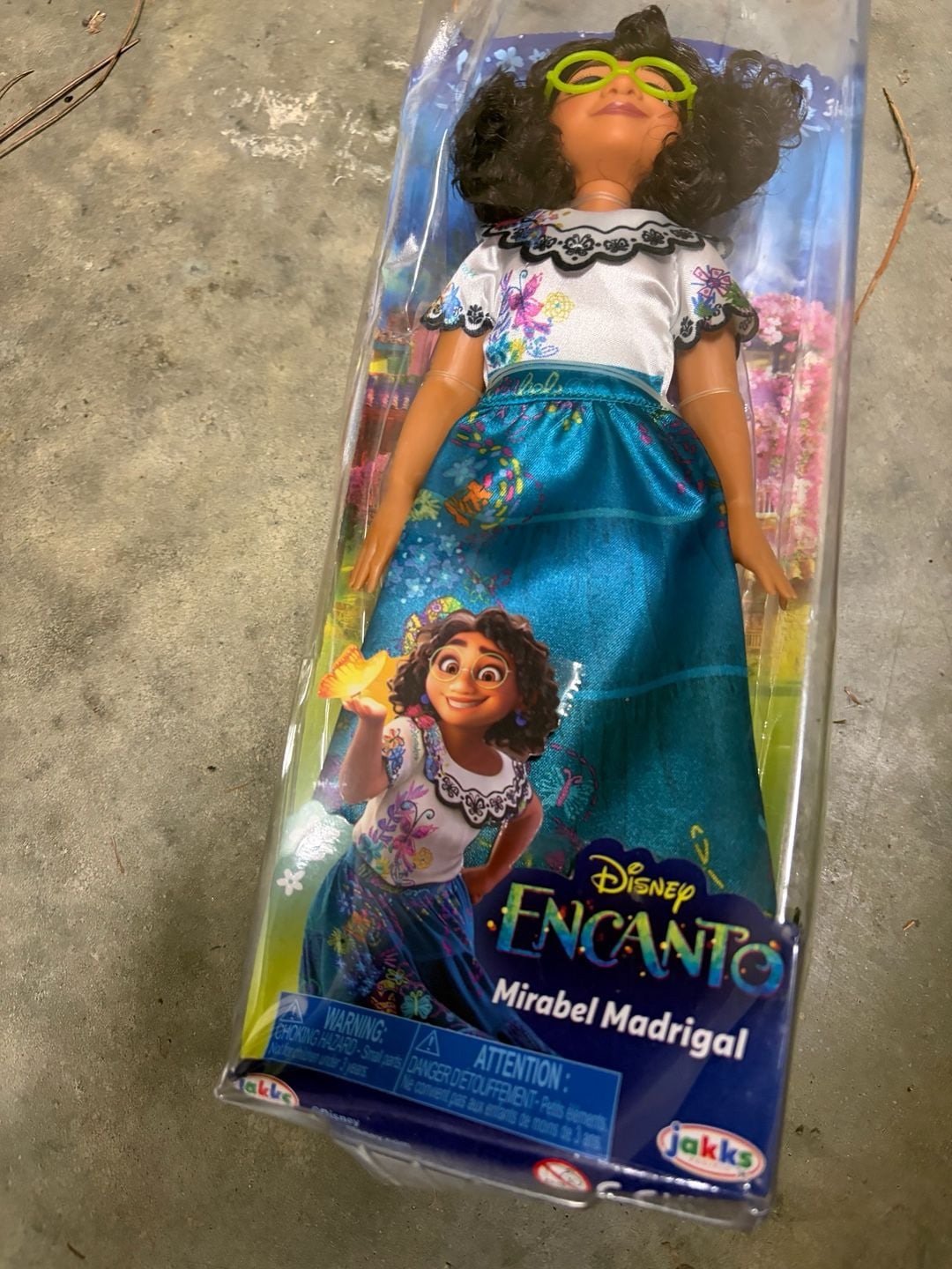 Jakks Pacific Disney Encanto Mirabel Madrigal Fashion Doll 2