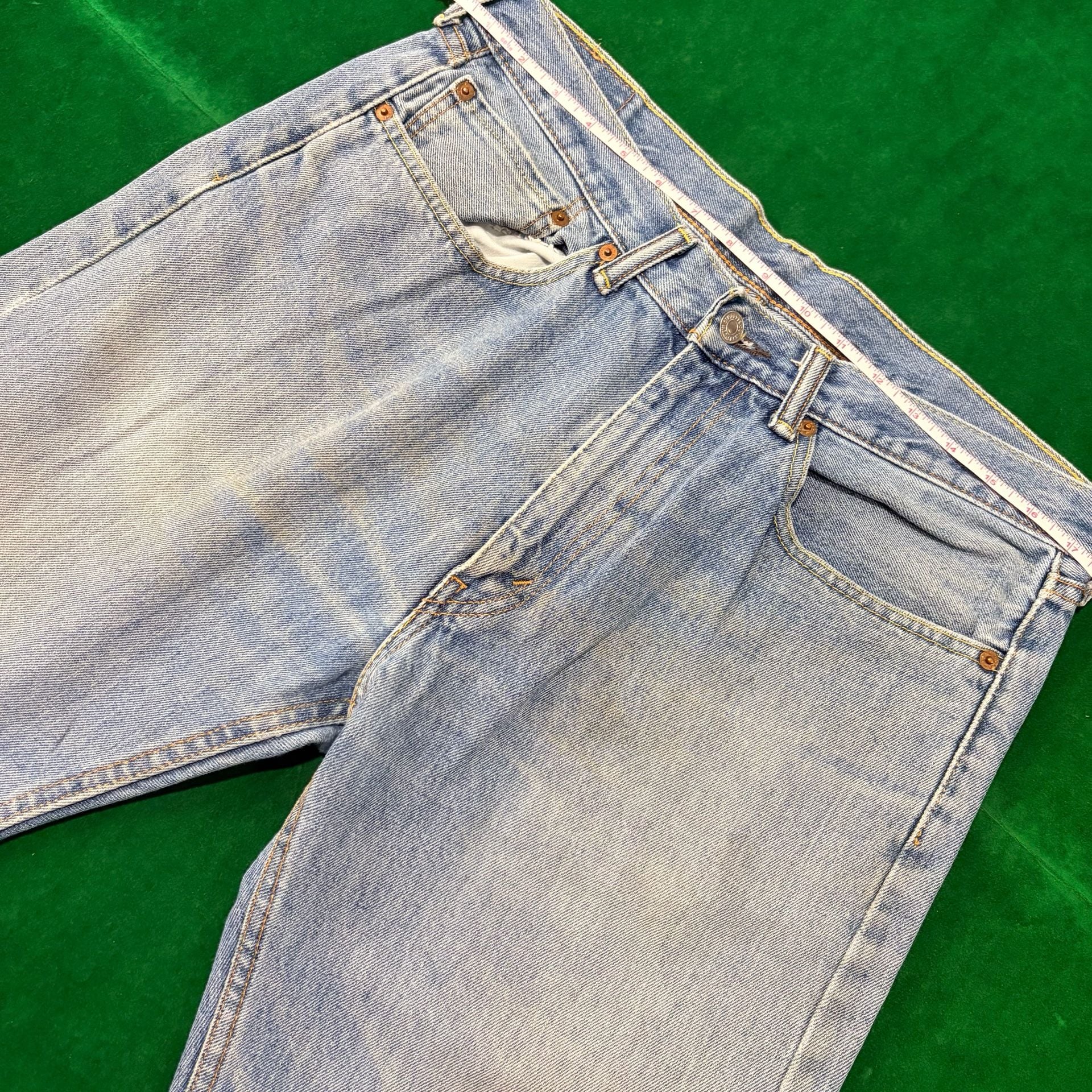 Levi's 505 Straight Leg Jeans 34x32 Light Wash 6