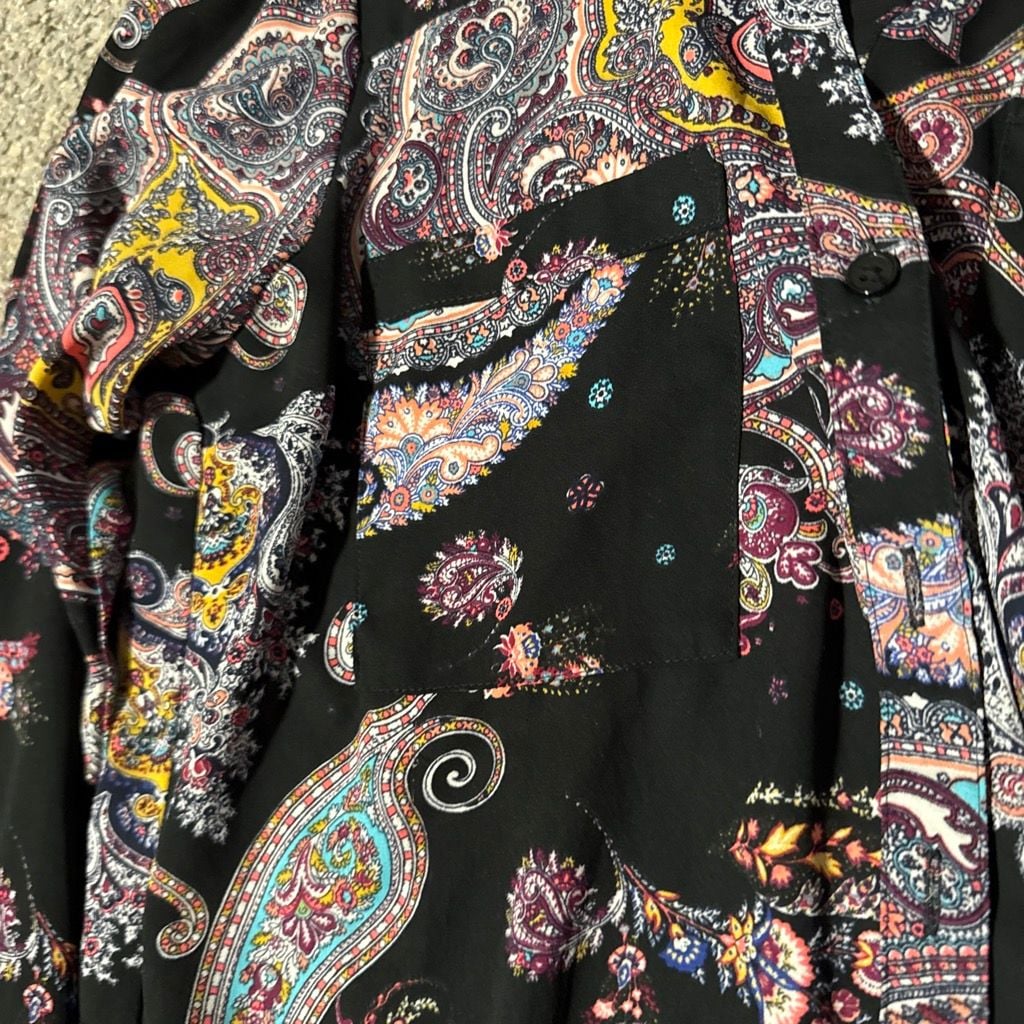 Express The Portofino Shirt Size S Black Paisley Blouse 3