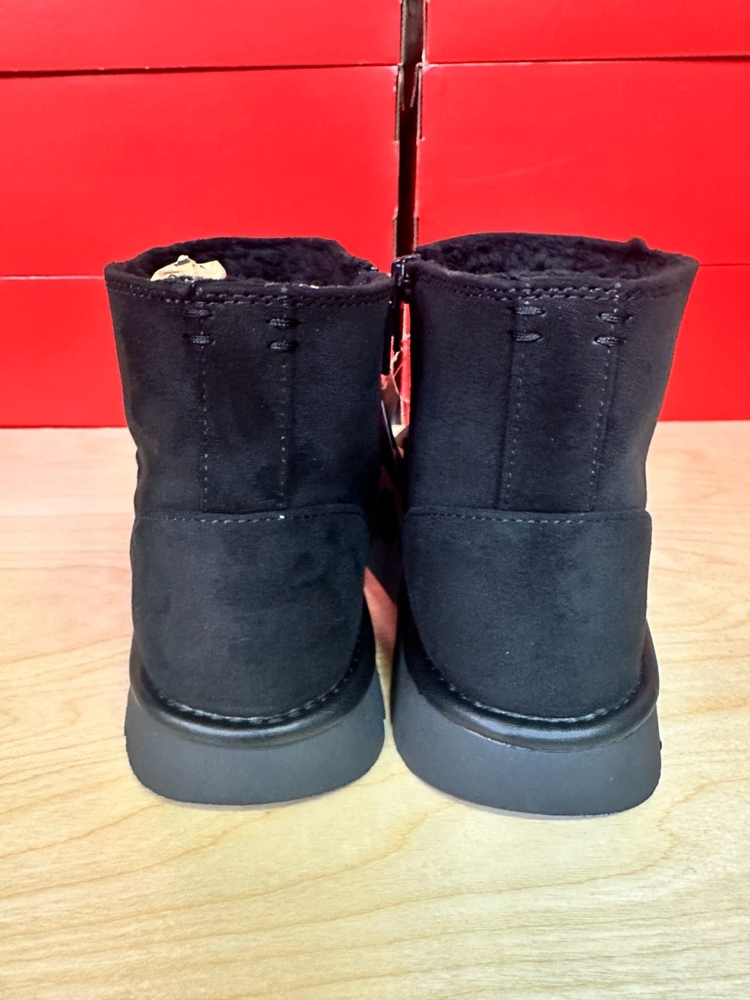 Universal Thread May Black Boots Size 6 5