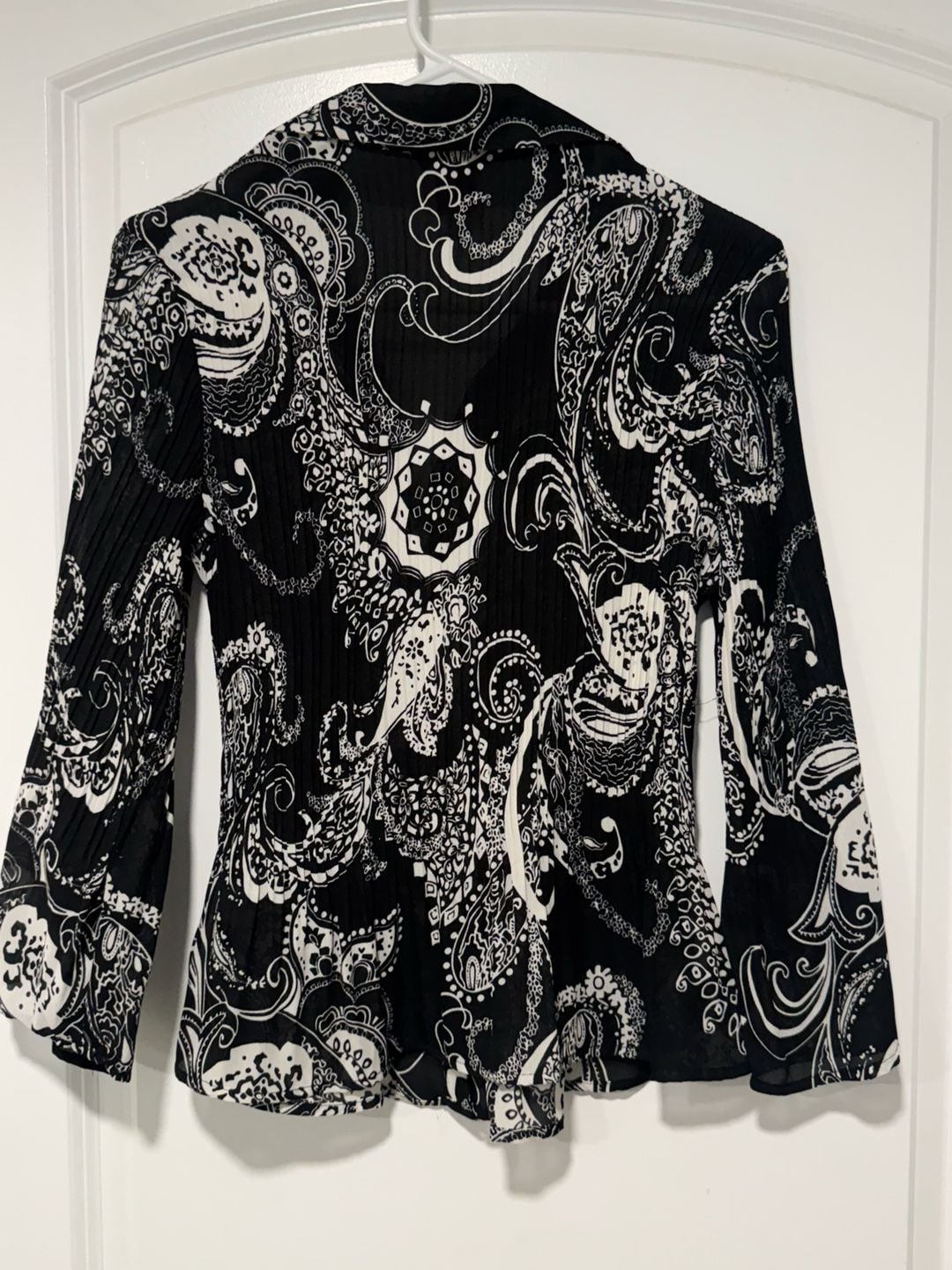 Black White Paisley Print Button Front Blouse Boho Y2K Flowy Tunic Size M 3