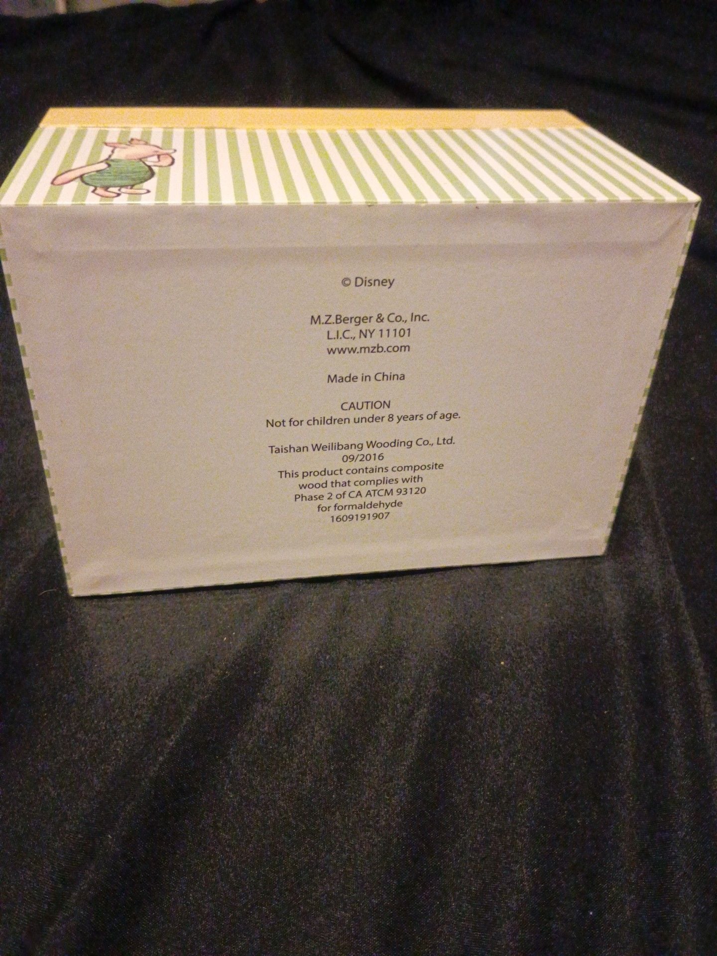 Disney Winnie the Pooh Musical Jewelry Box 7