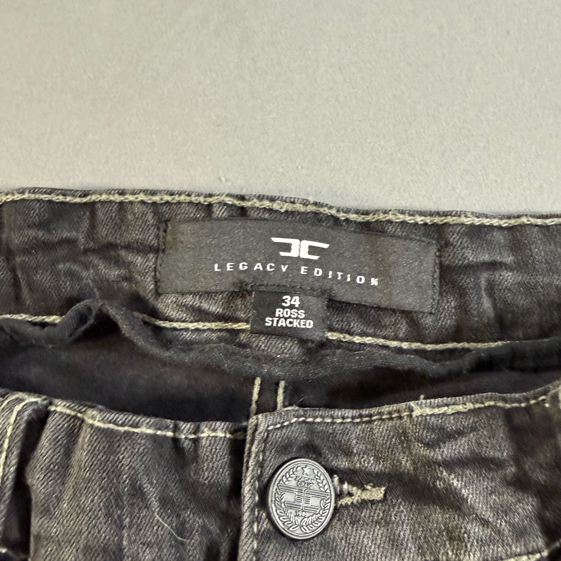 Jordan Craig Legacy Edition Ross Stacked Camo Distressed Cargo Jeans 34 5