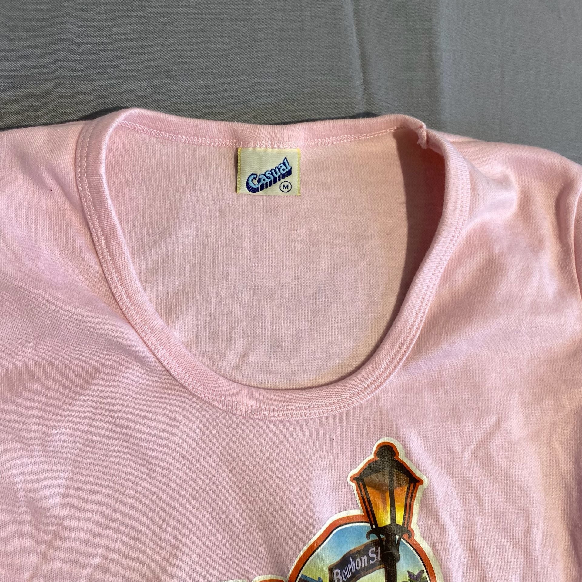 Casual New Orleans Bourbon St Graphic T-Shirt Size M Pink Short Sleeve 4