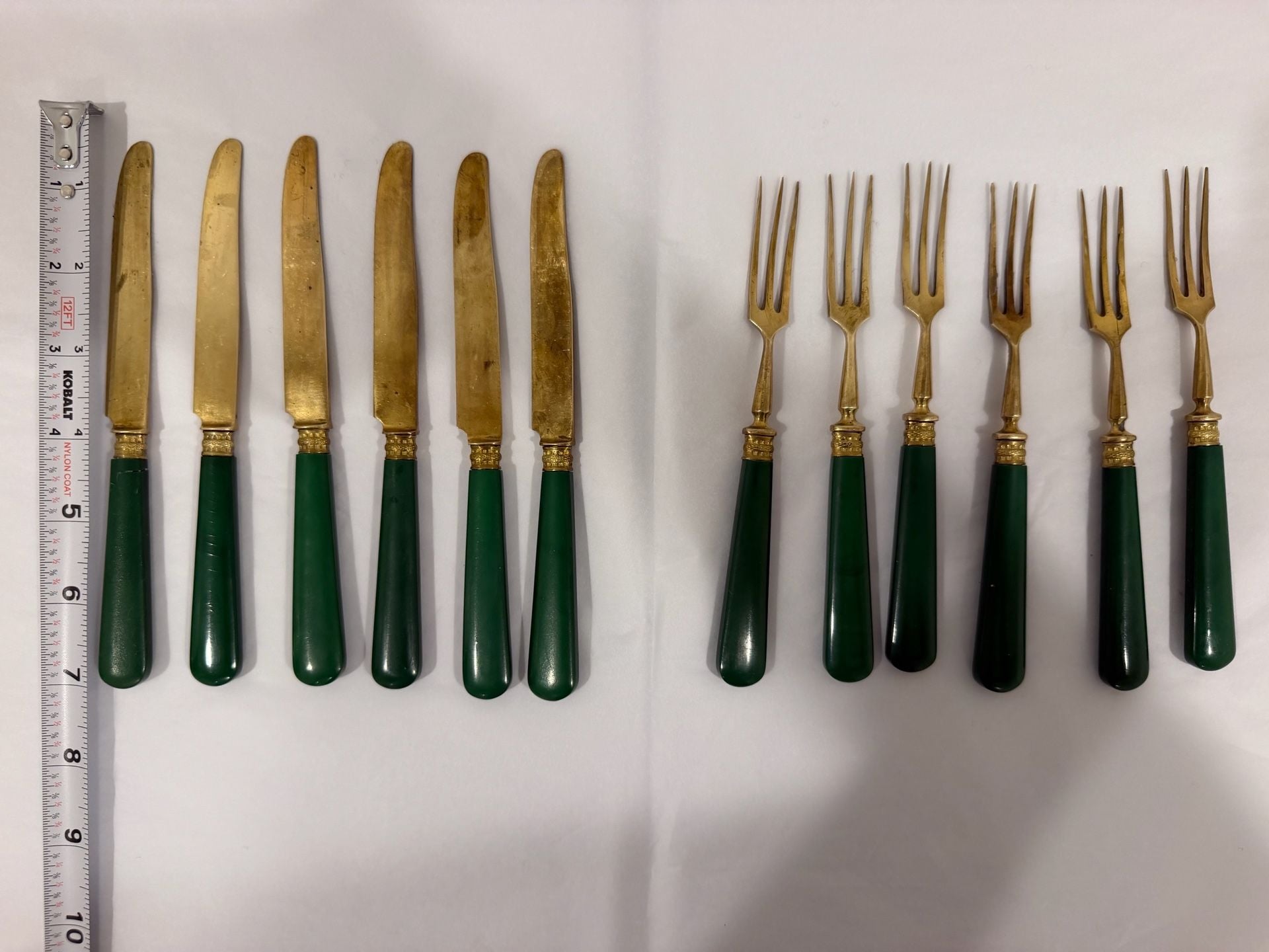 Vintage Mid Mod Green Bakelite Handle Gold Tone Flatware Set 12 Piece 1
