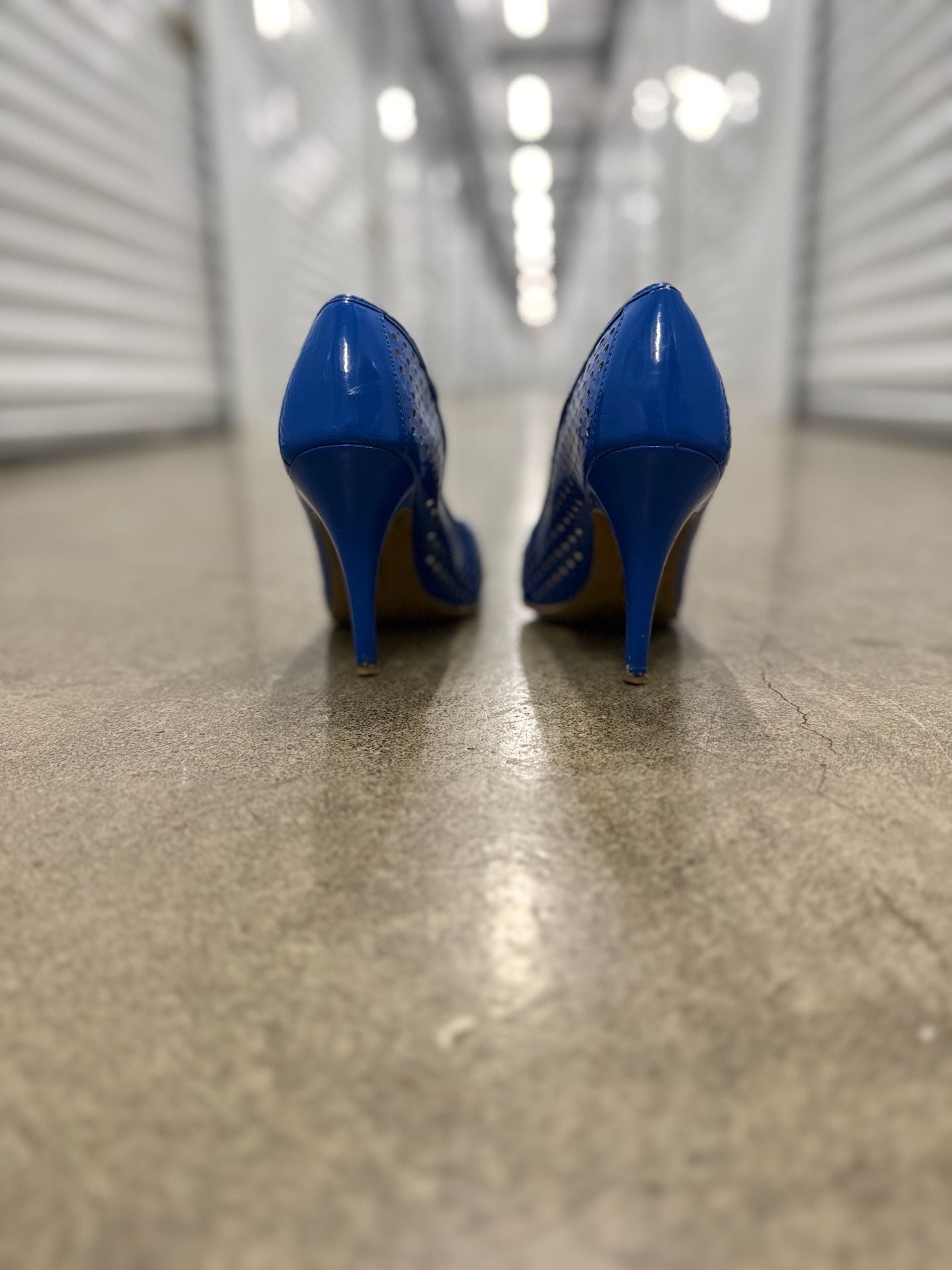 Christian Siriano Women Slip on Shoes Heels Blue with holes ..., 3