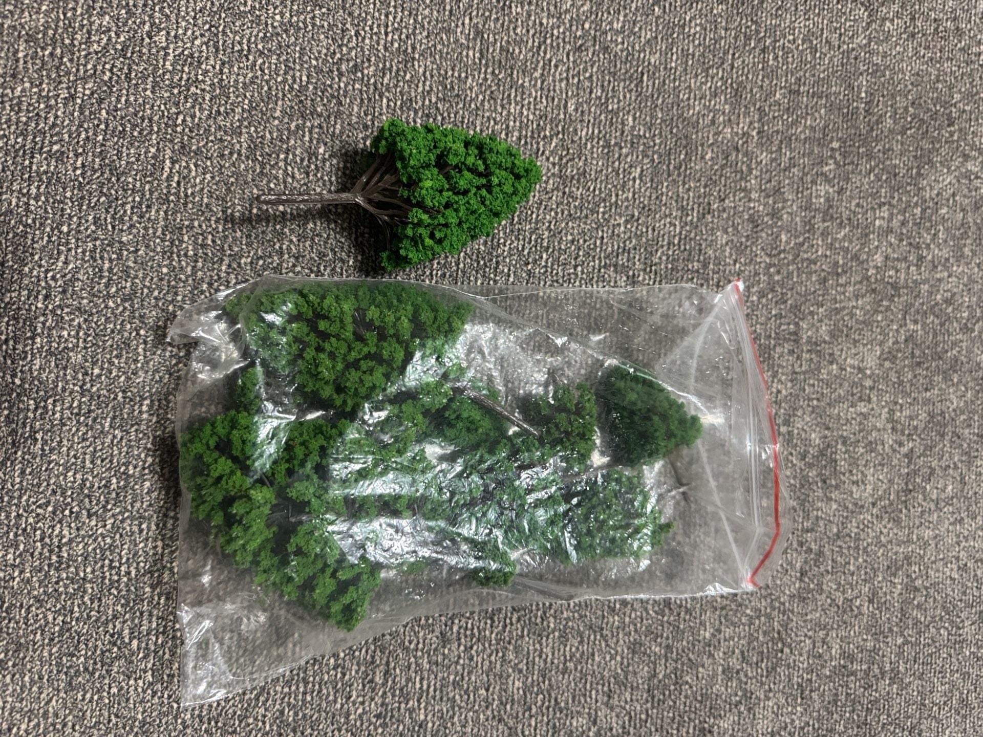 Model Railroad Scenery Green Trees Plastic Architecture Diorama Set 1