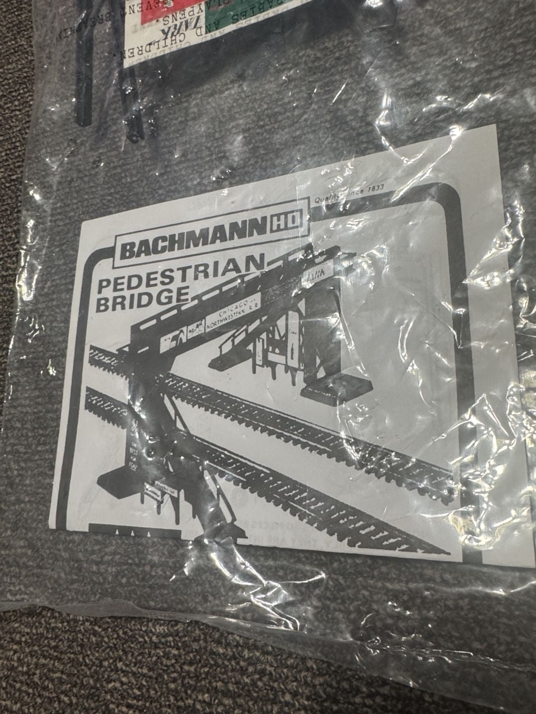 Bachmann HO Plasticville Pedestrian Bridge Building Kit #45172 1
