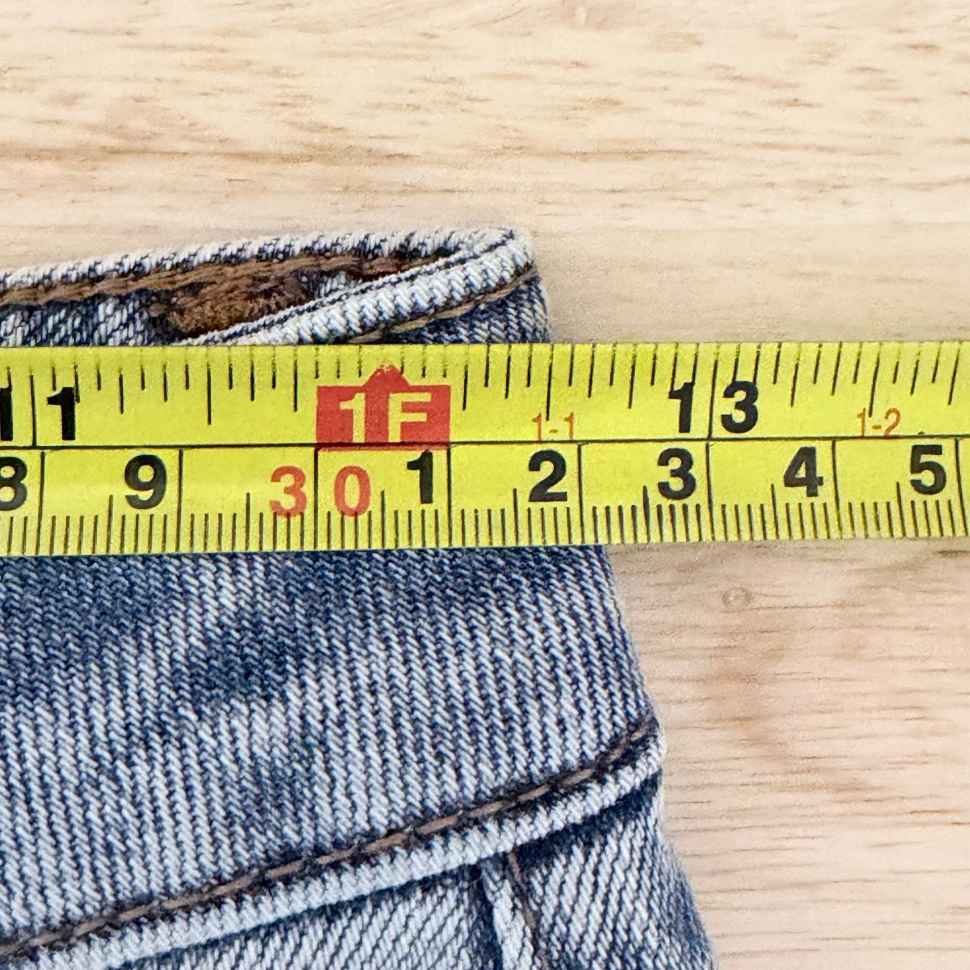 Cabi Jamie Jeans Size 00 Blue Light Wash Straight Leg 5