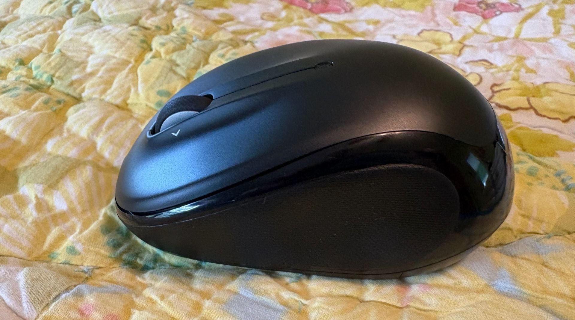 GUC Logitech Wireless Mouse Black 5