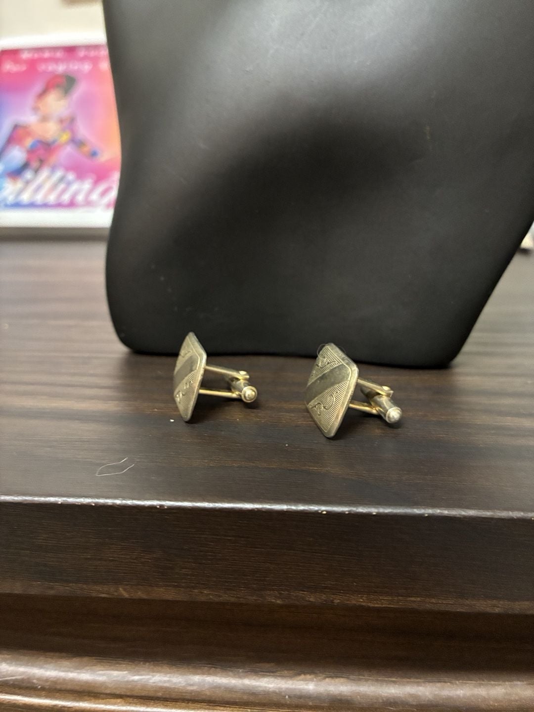 Vintage Gold Tone Engraved Rectangle Cufflinks 3