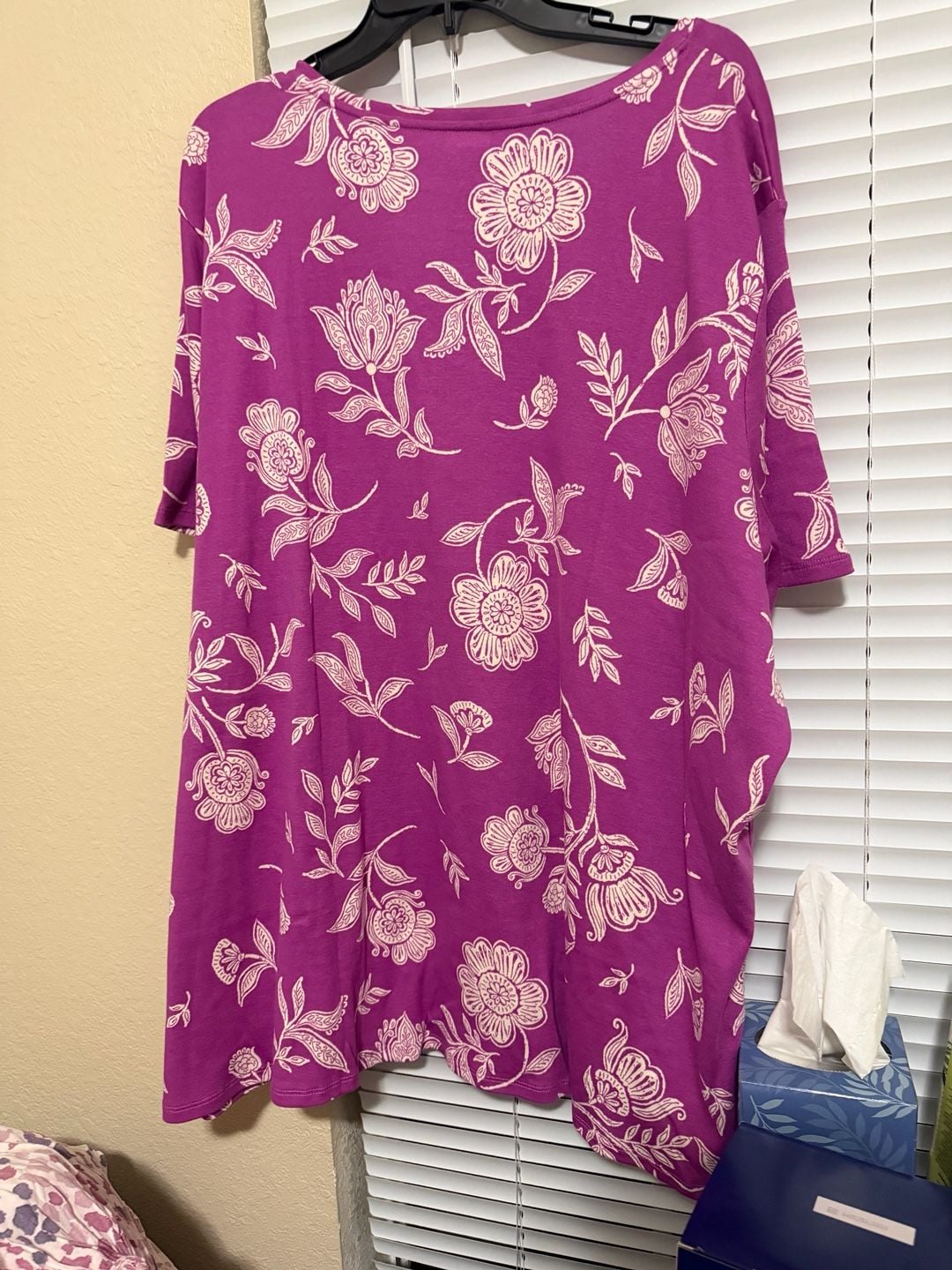 Croft & Barrow The Classic Tee Size 4X Purple Floral V-Neck Top 6