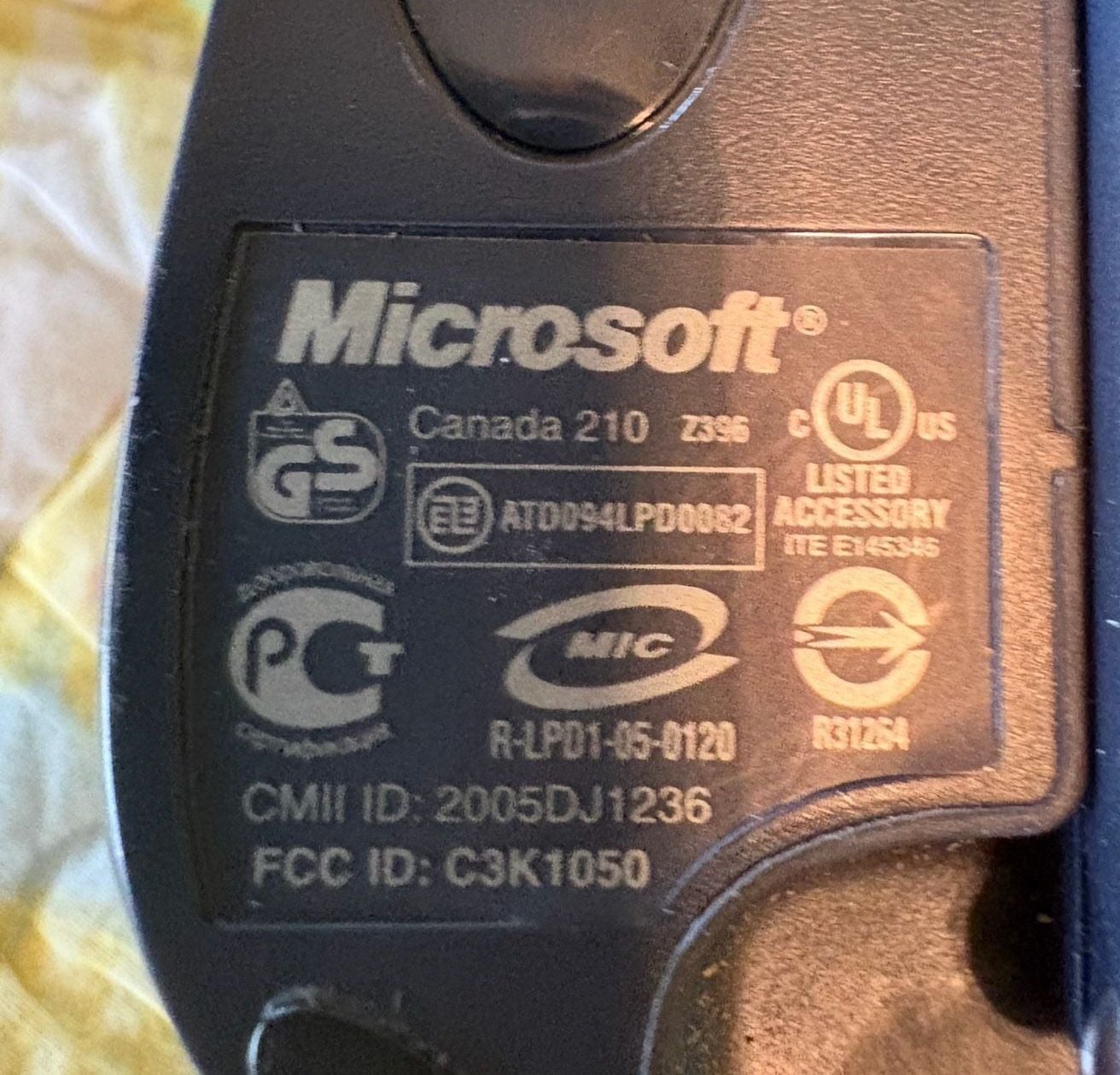 GUC Microsoft Wireless Optical Mouse Black And Silver With USB Receiver 7
