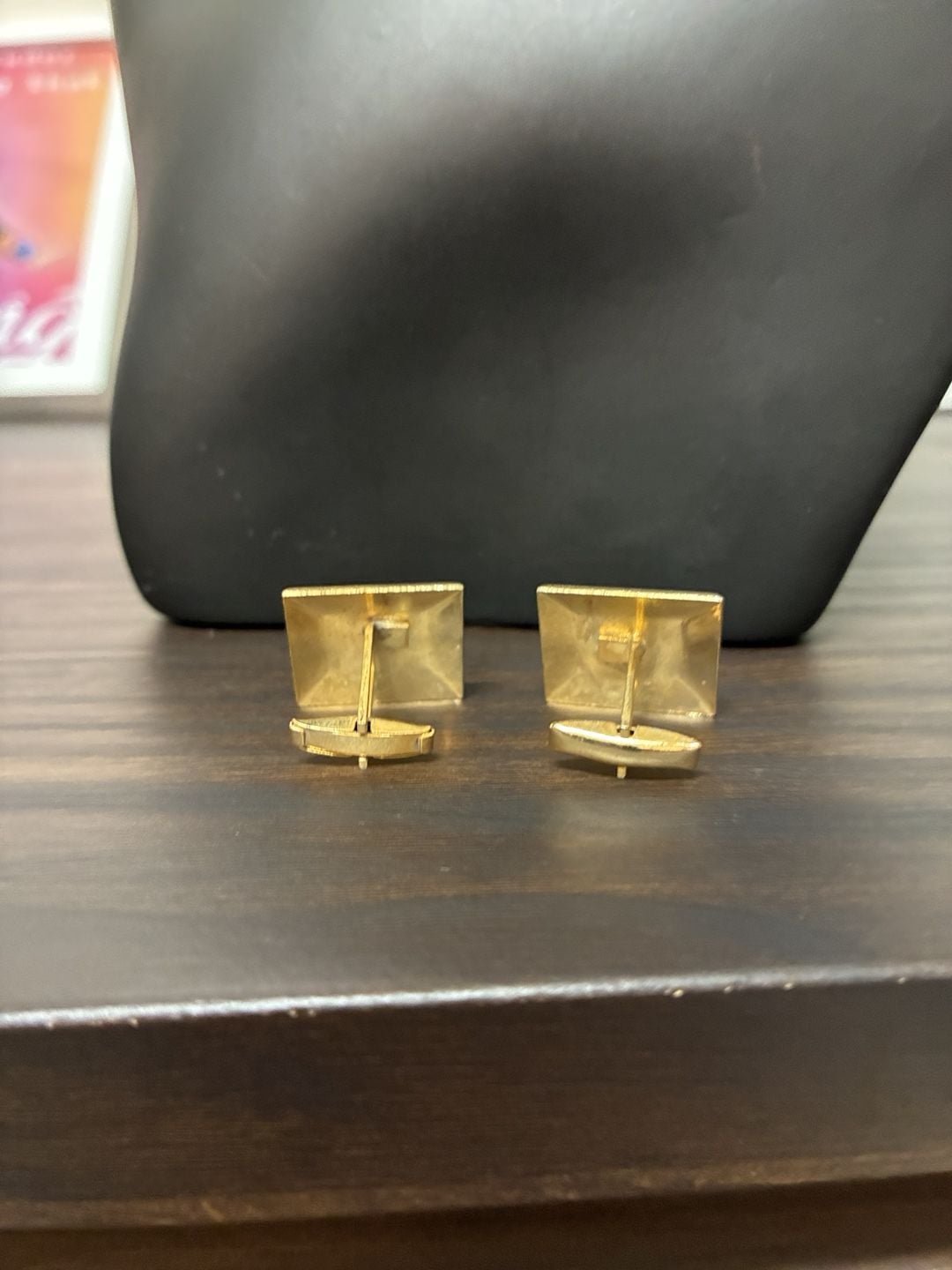Swank Gold Tone Vintage 1940s Cufflinks Rectangular Engraved Scrollwork 3