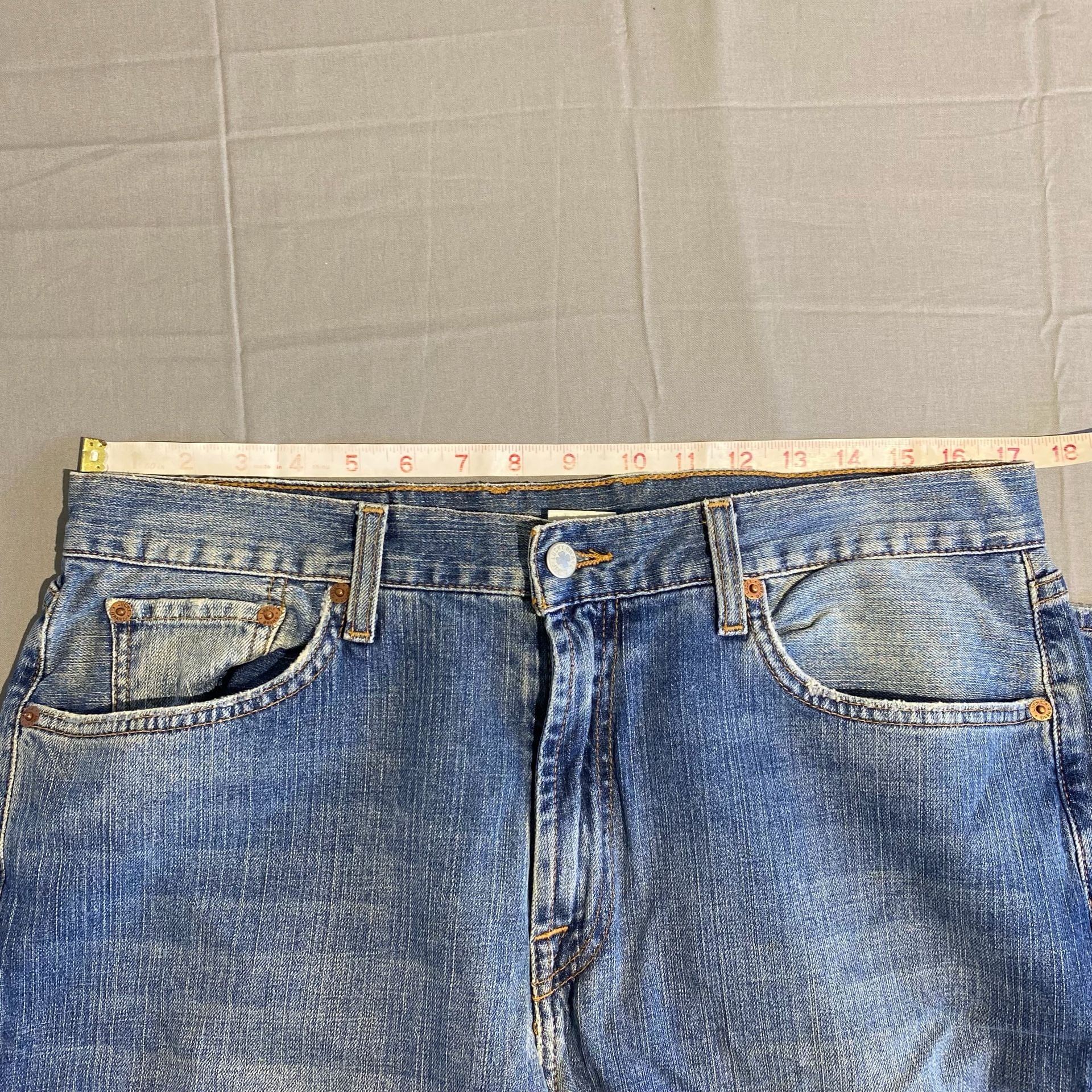 Lucky Brand Classic Fit Dungarees Jeans Size 34 Blue Straight Leg 8