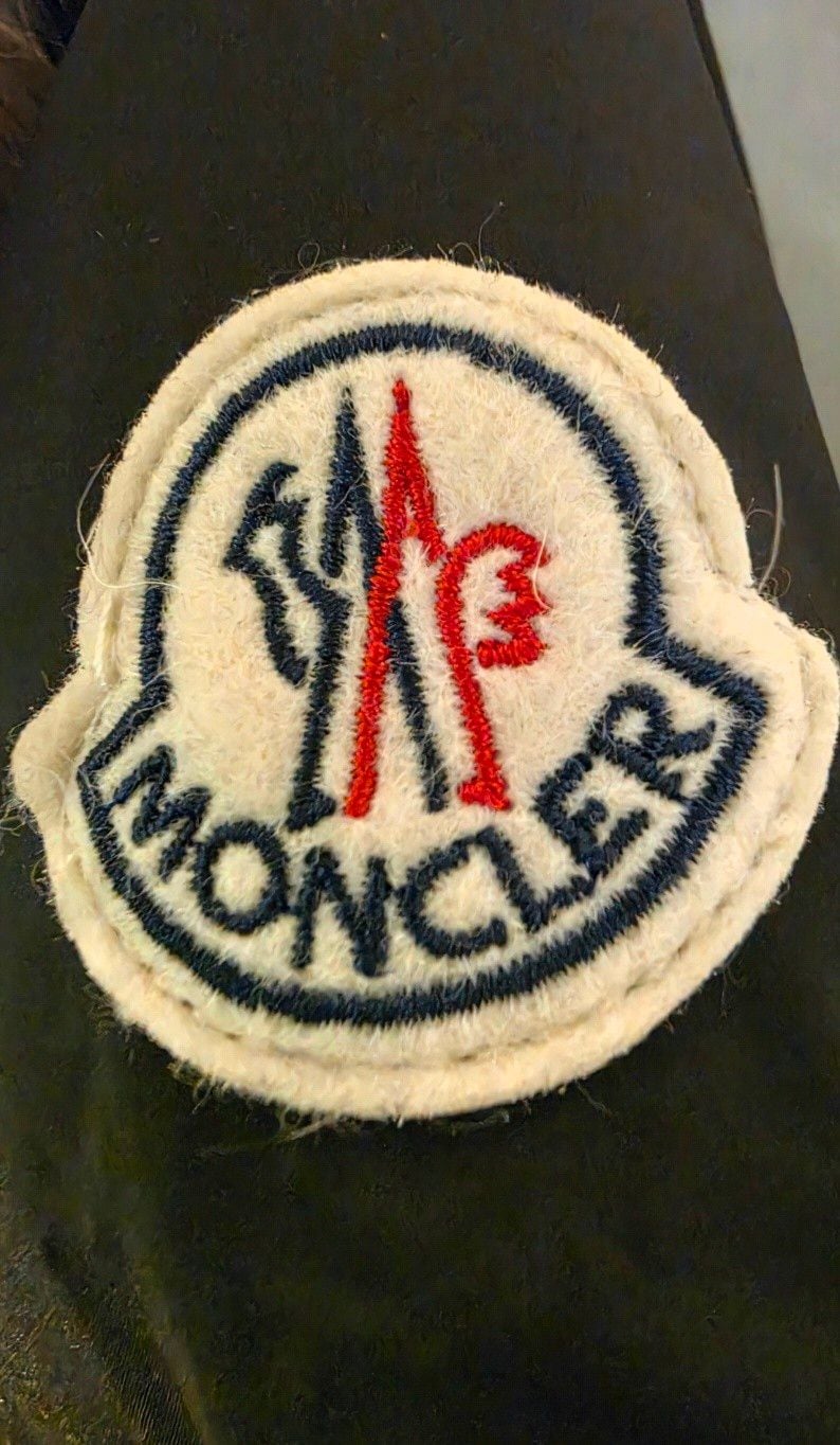 Moncler Long Puffer Down Coat With Fur Hood Black Sz 0 5