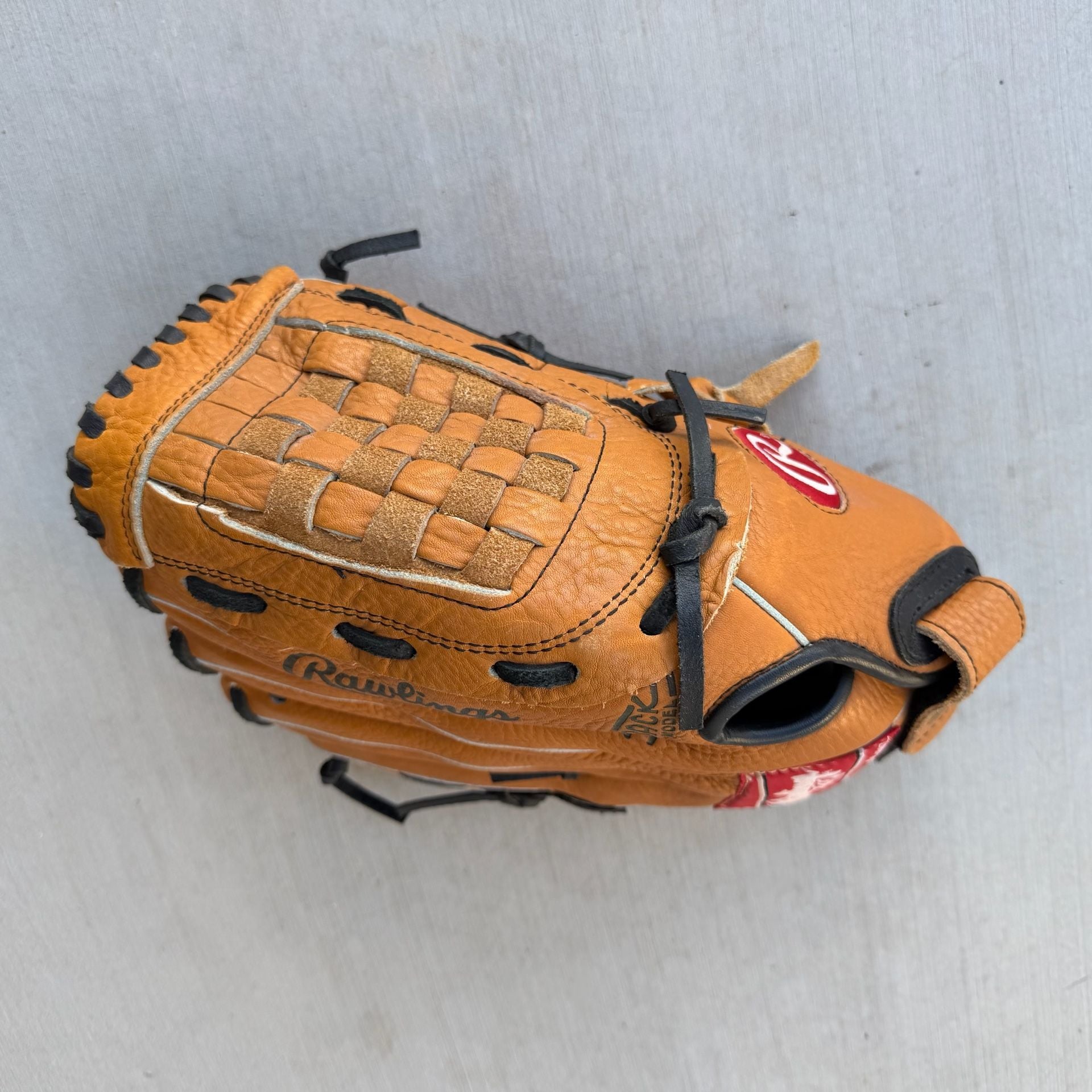 Rawlings Legt RBG36T Fastback 12 1/2 Inch Baseball Glove Right Hand Throw 6