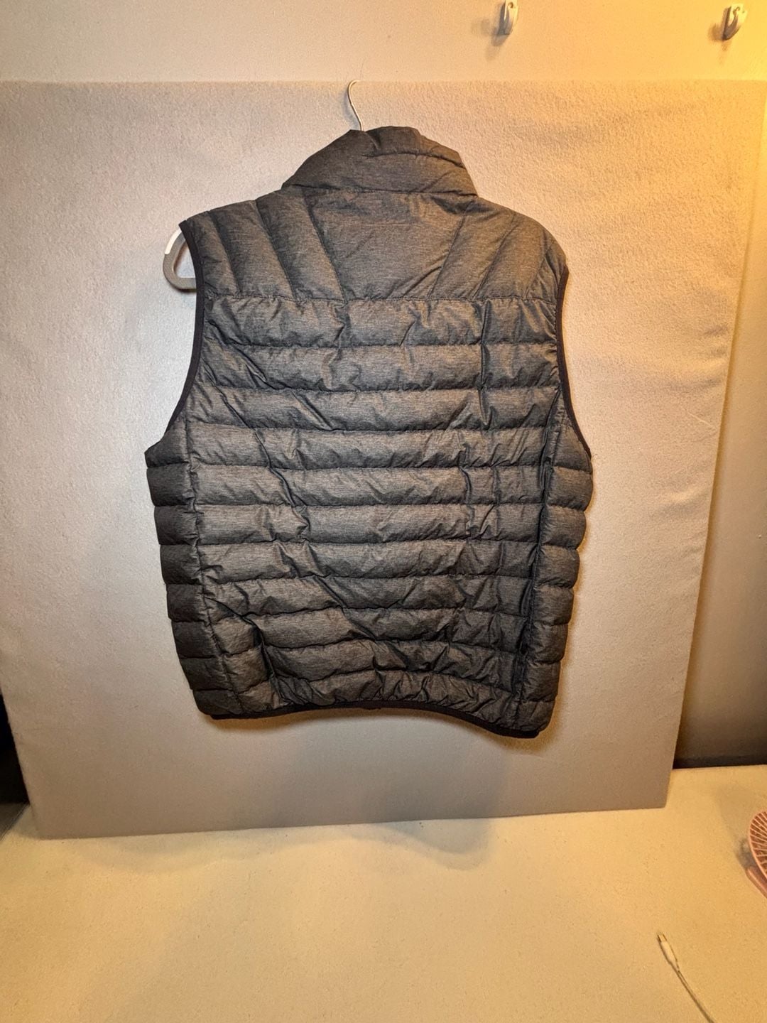 Hawke & Co. Sport Puffer Vest Size L Gray 4