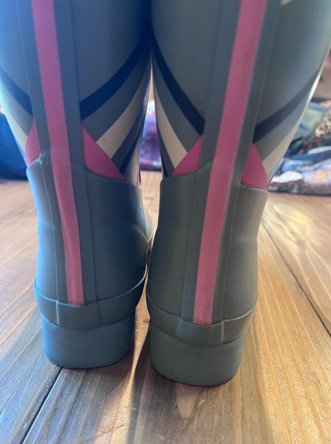 Vera Bradley Rain Boots Gray Pink Geometric Rubber Tall Size 7 6