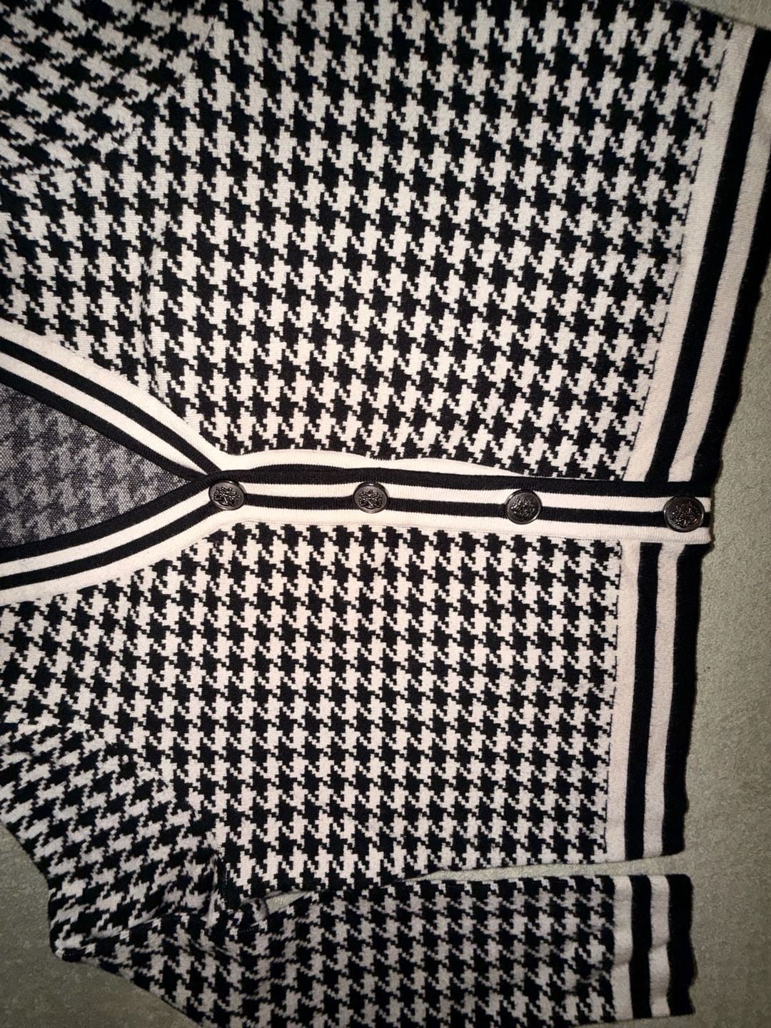 Cyrus Houndstooth Cardigan Sweater Size XL Black White Knit V-Neck 3