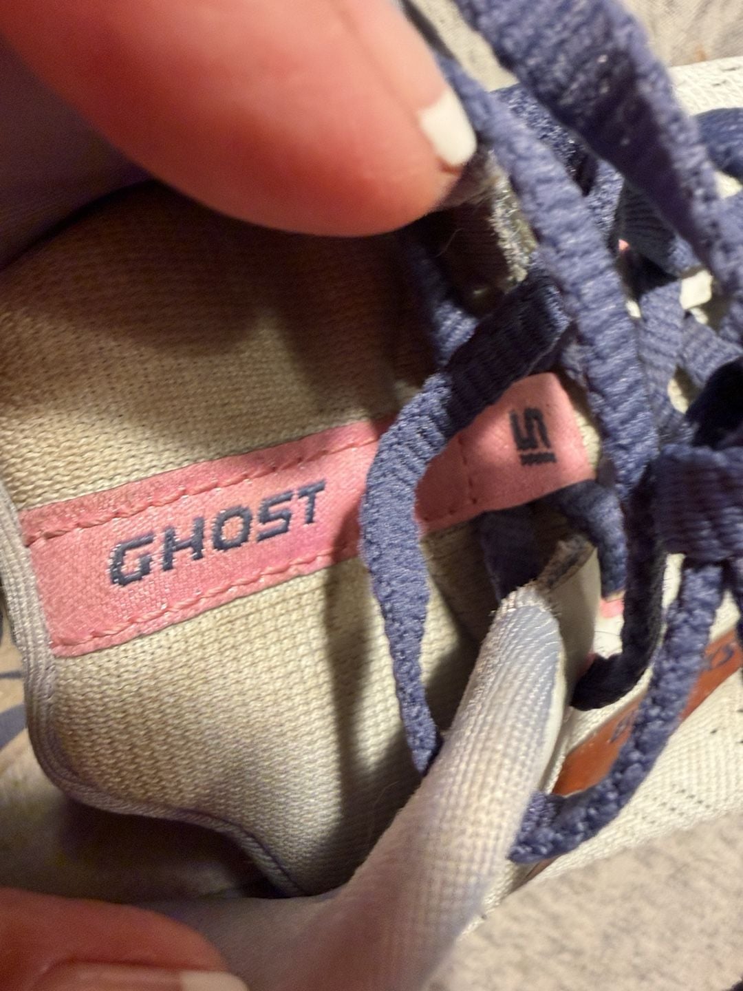 LUS 22 Brooks Ghost 15 Size 10 White Purple Running Shoes 7