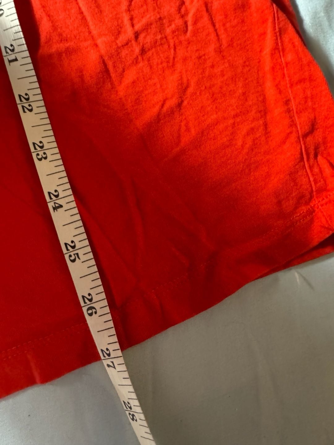Armani Exchange Graphic V-Neck T-Shirt Size XL Red 5