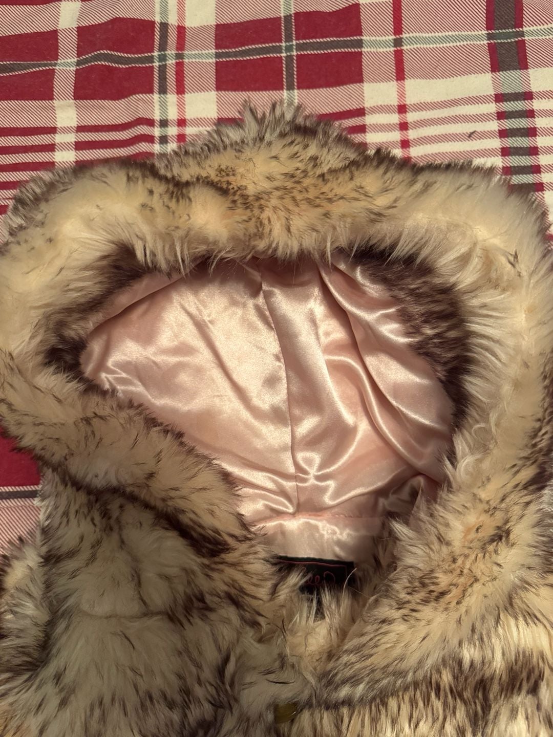 Lilly Patricia Crystal Fox Faux fur hooded coat girls size 6 6