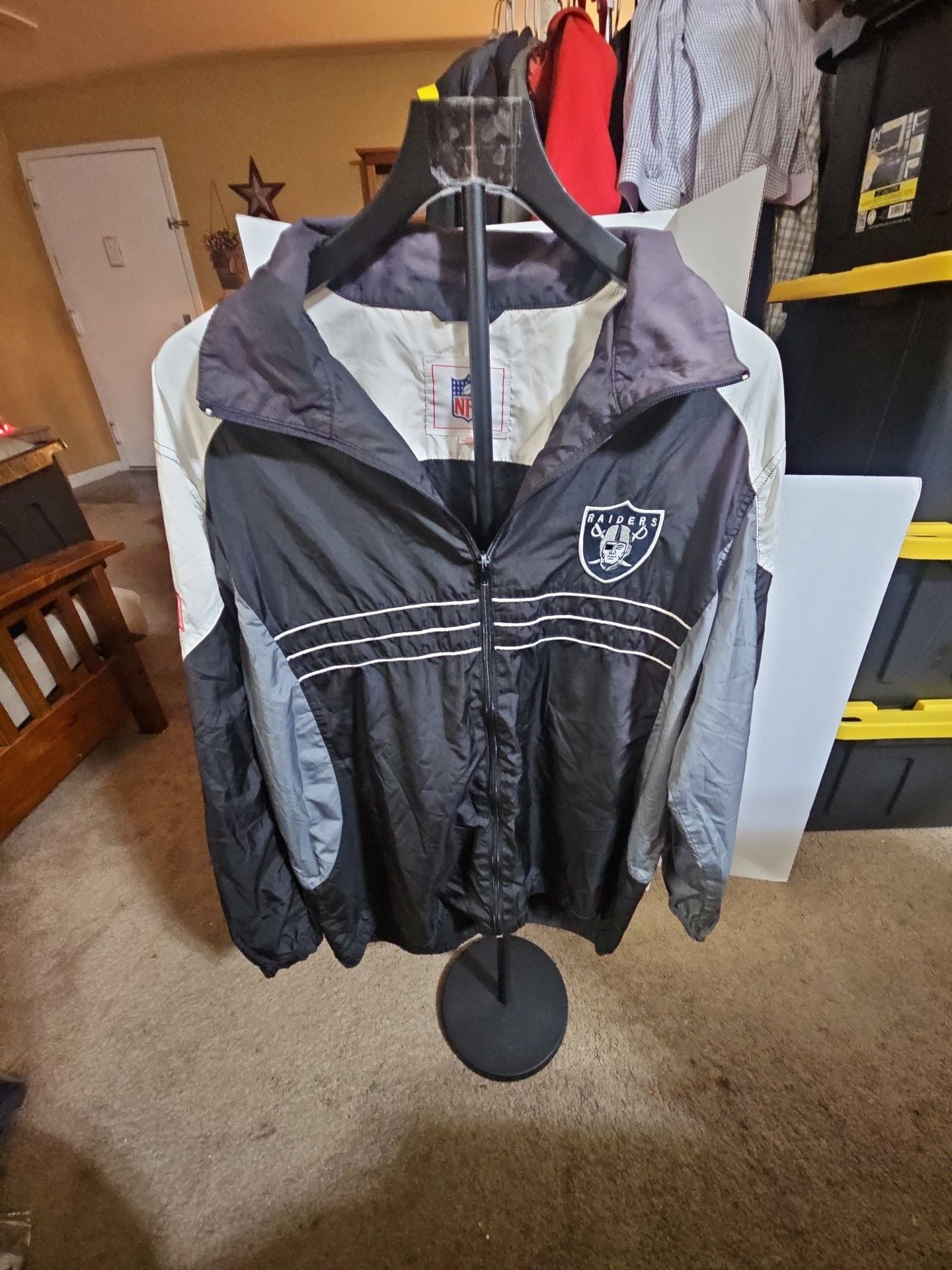 NFL Oakland Raiders Windbreaker Jacket Size L Black Gray White 2