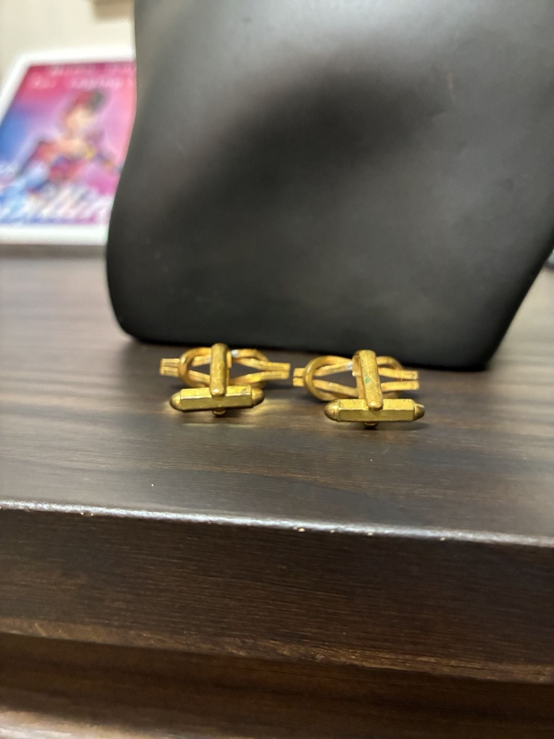 Vintage 1960s Gold Tone Knot Cufflinks 4