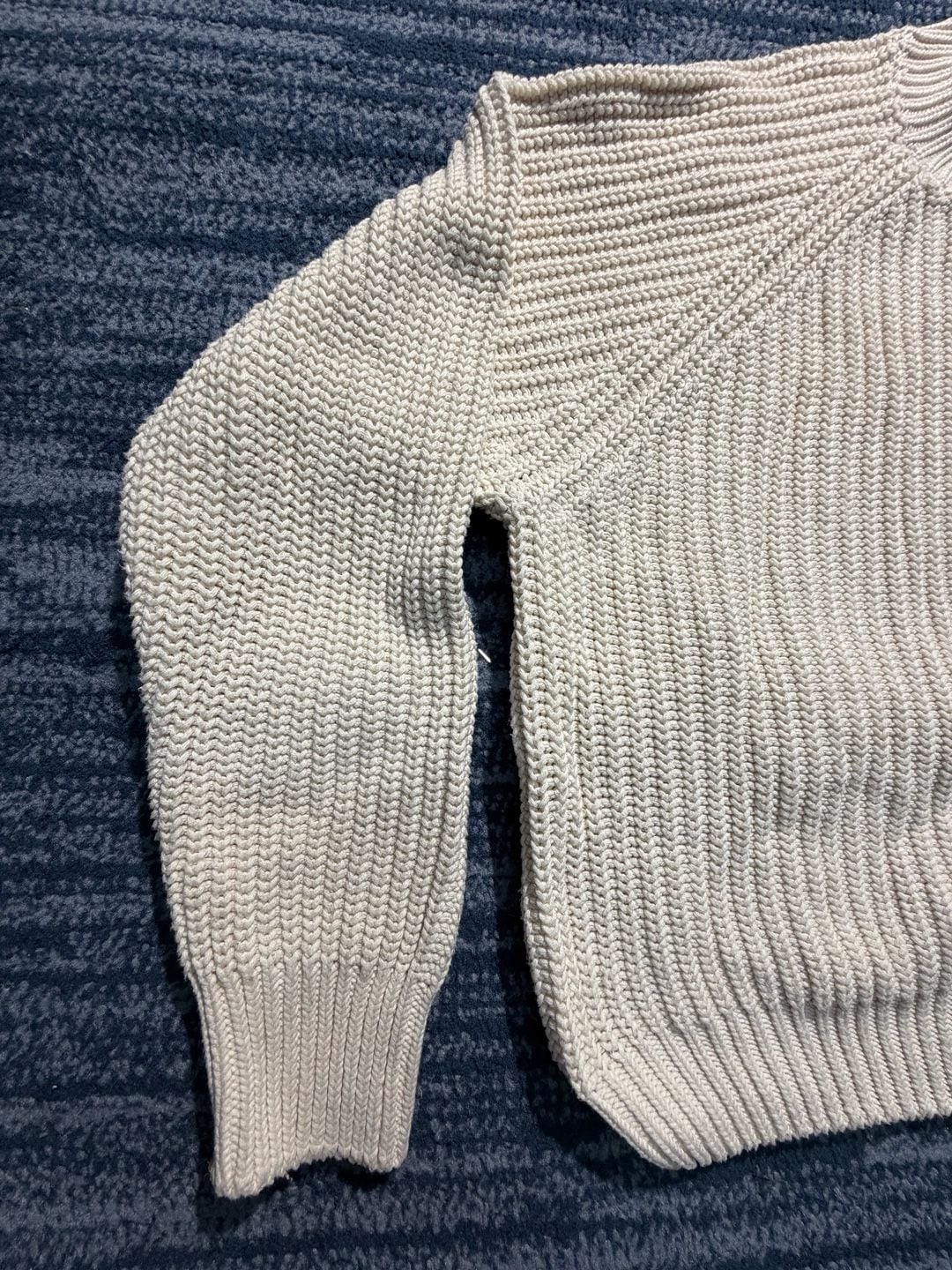 American Eagle Chunky Knit Crew Neck Sweater Cream 3