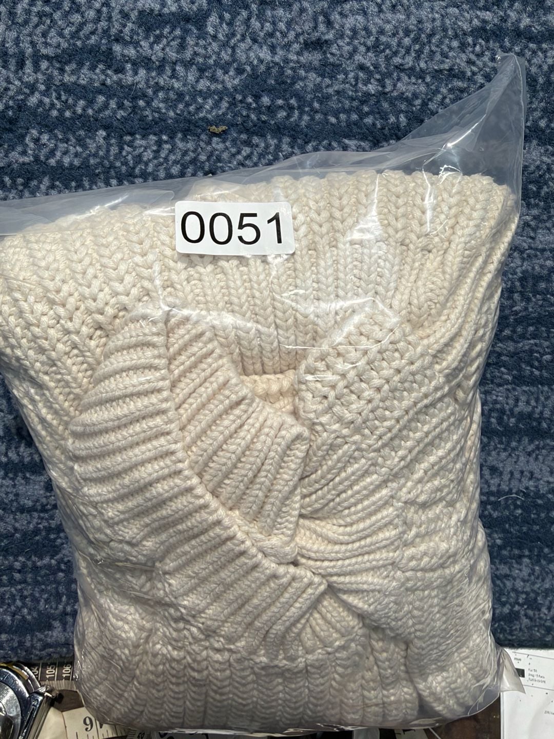 American Eagle Chunky Knit Crew Neck Sweater Cream 17