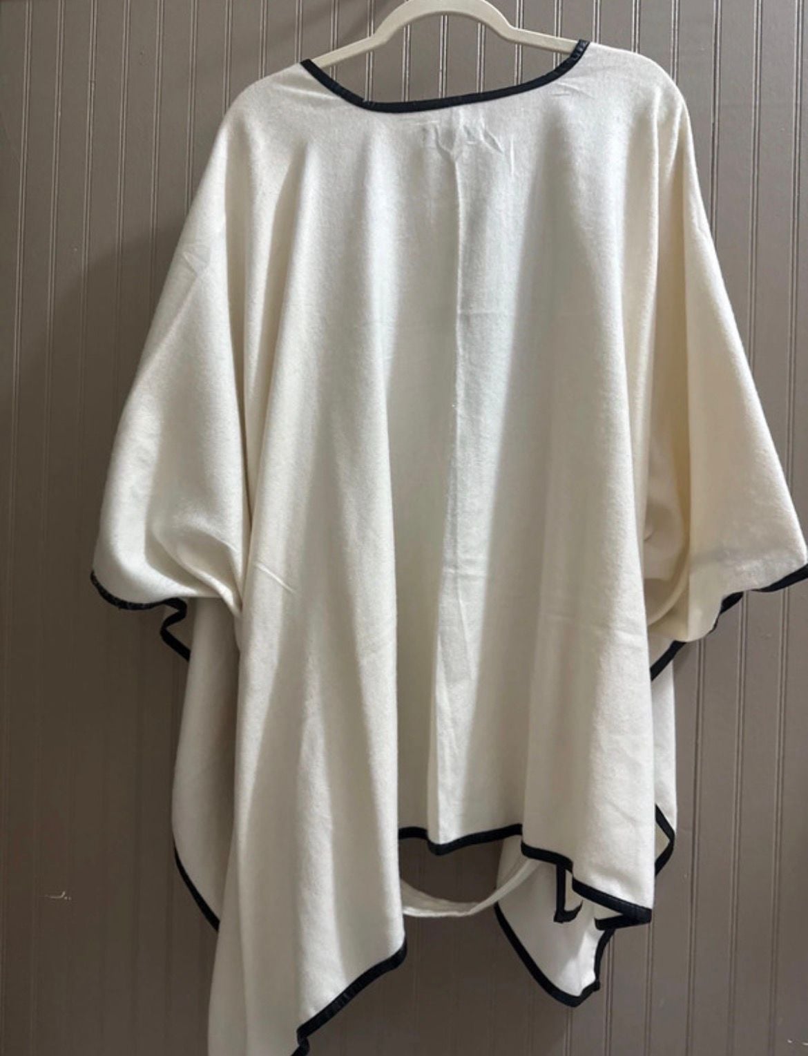 Jessica McClintock Belted Ruana Wrap Cape Black Camel New with Tags 5