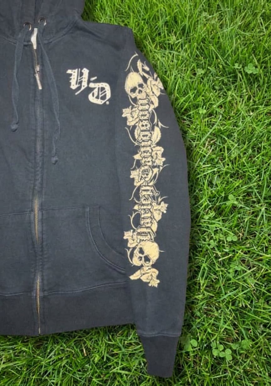 Product thumbnail 3