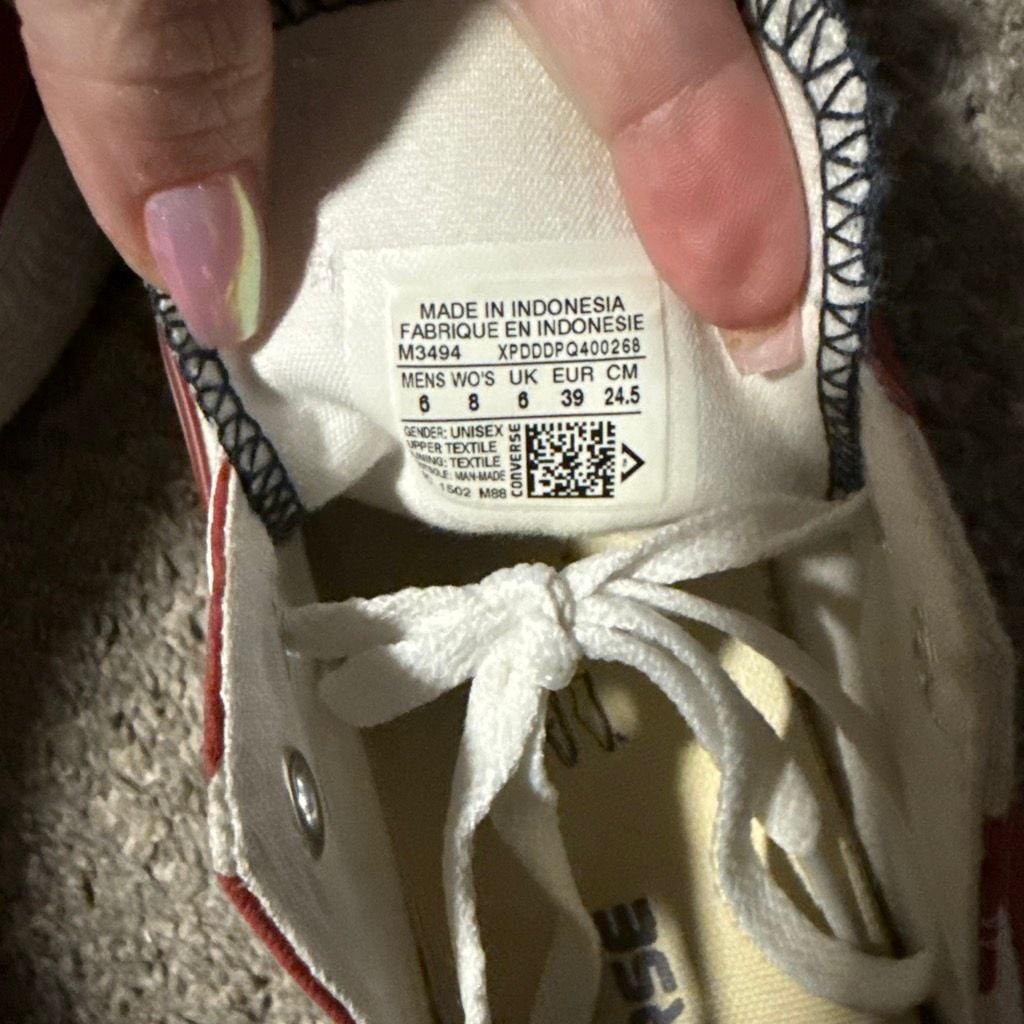 Converse Chuck Taylor All Star US Flag Low Top Sneakers men’s 6, women’s 8 7