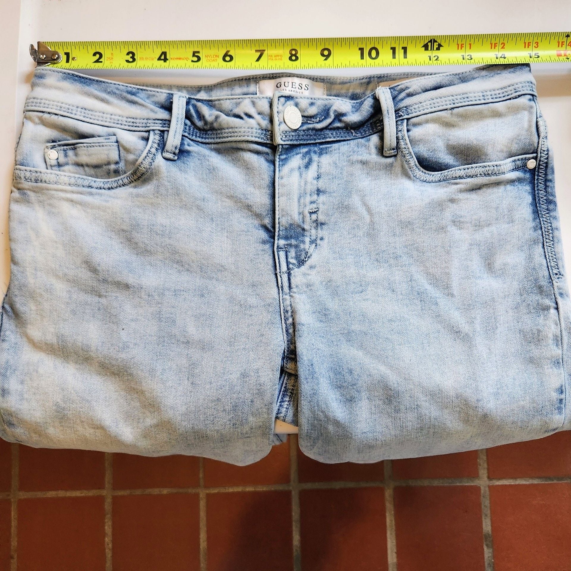 Guess Low Rise Skinny Jeans Size 15 Light Wash Acid Wash Denim 6