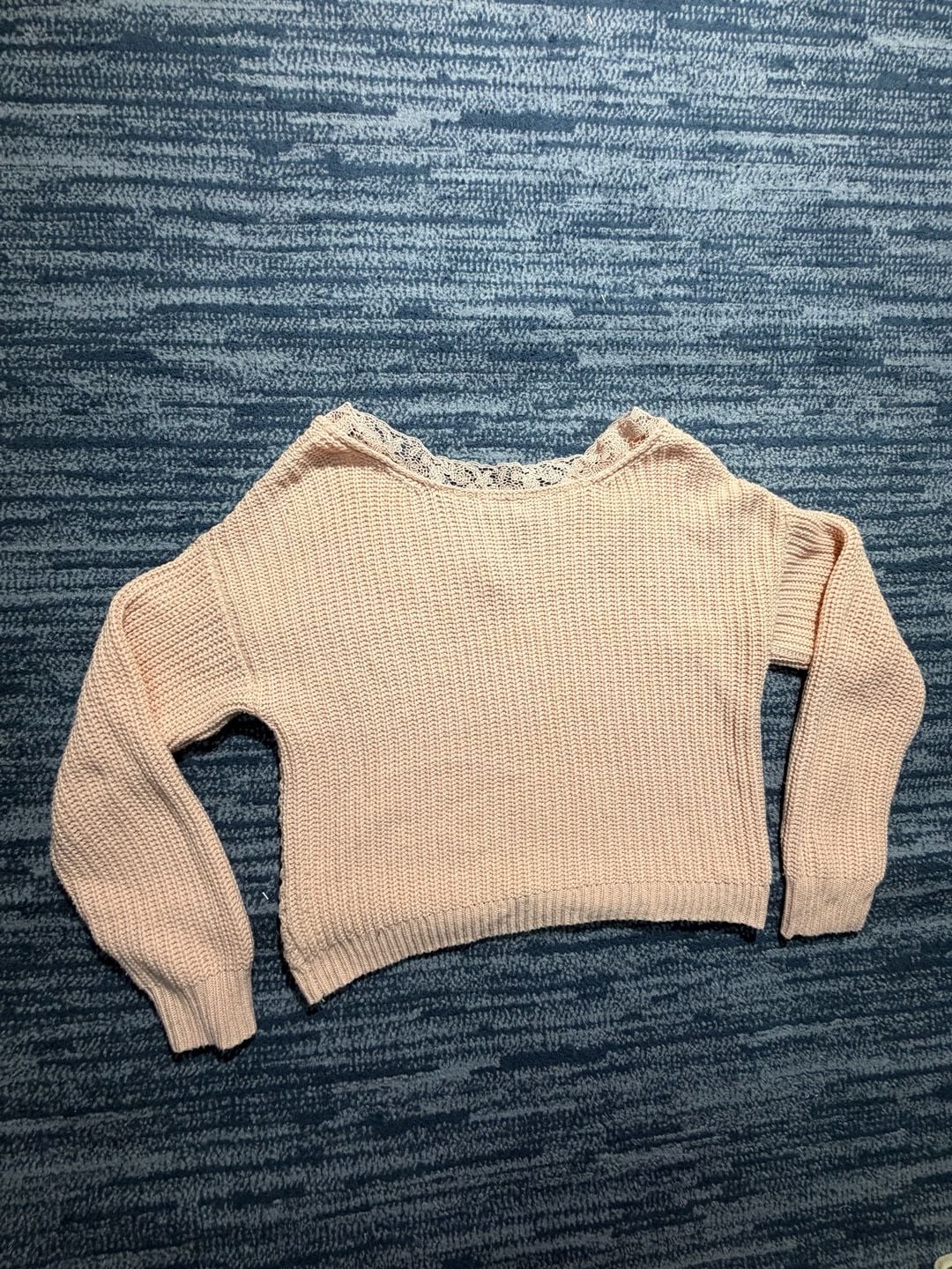 B.P. Lace Trim V-Neck Sweater Size L 12