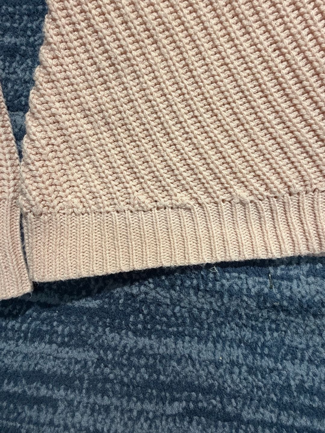 B.P. Lace Trim V-Neck Sweater Size L 17